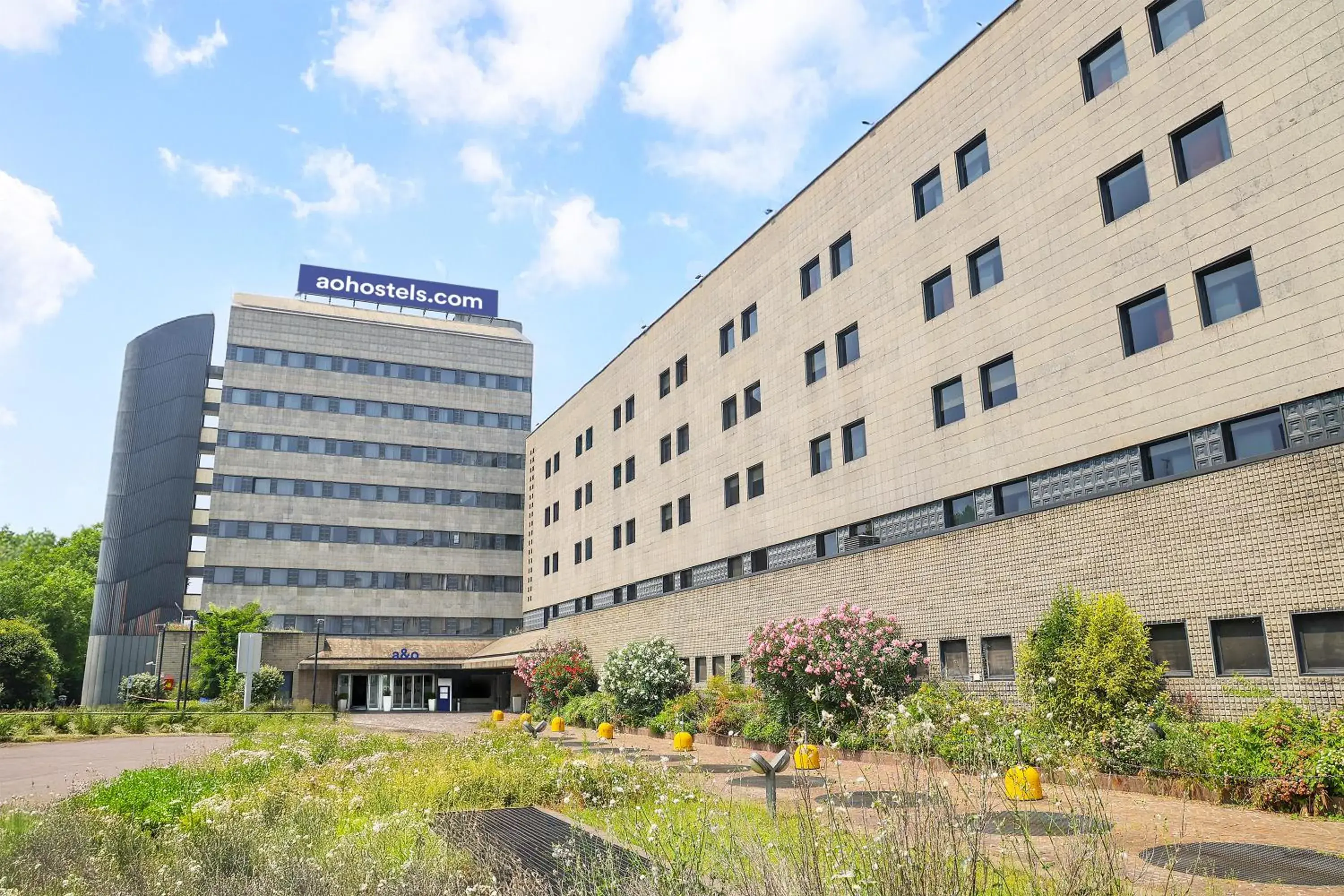 a&o Hostel Milano Ca Granda a&o Hostel Milano Ca Granda