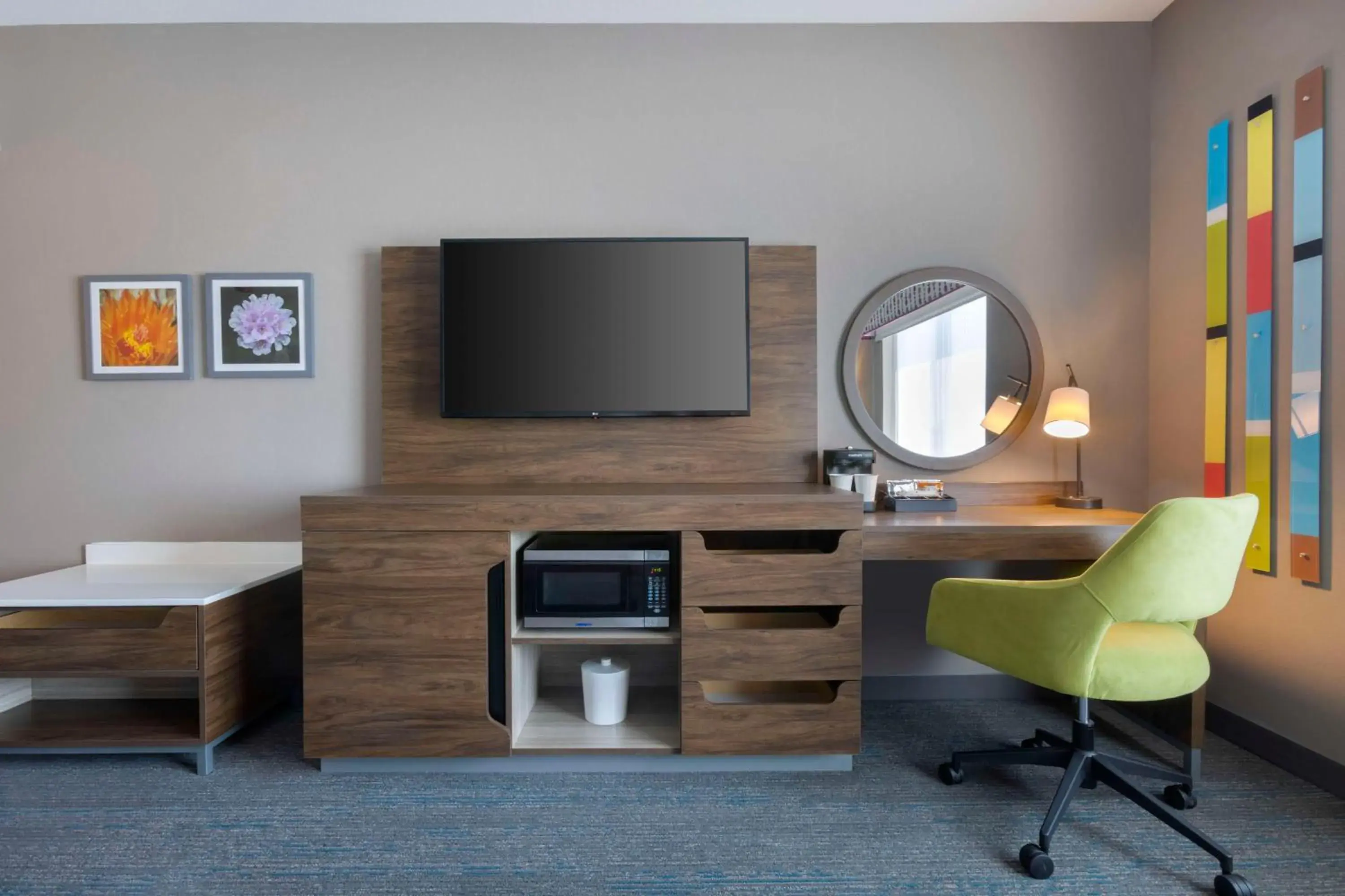 King Room - Hearing Access/Non-Smoking in Hampton Inn Clovis, Nm King Room - Hearing Access/Non-Smoking in Hampton Inn Clovis, Nm