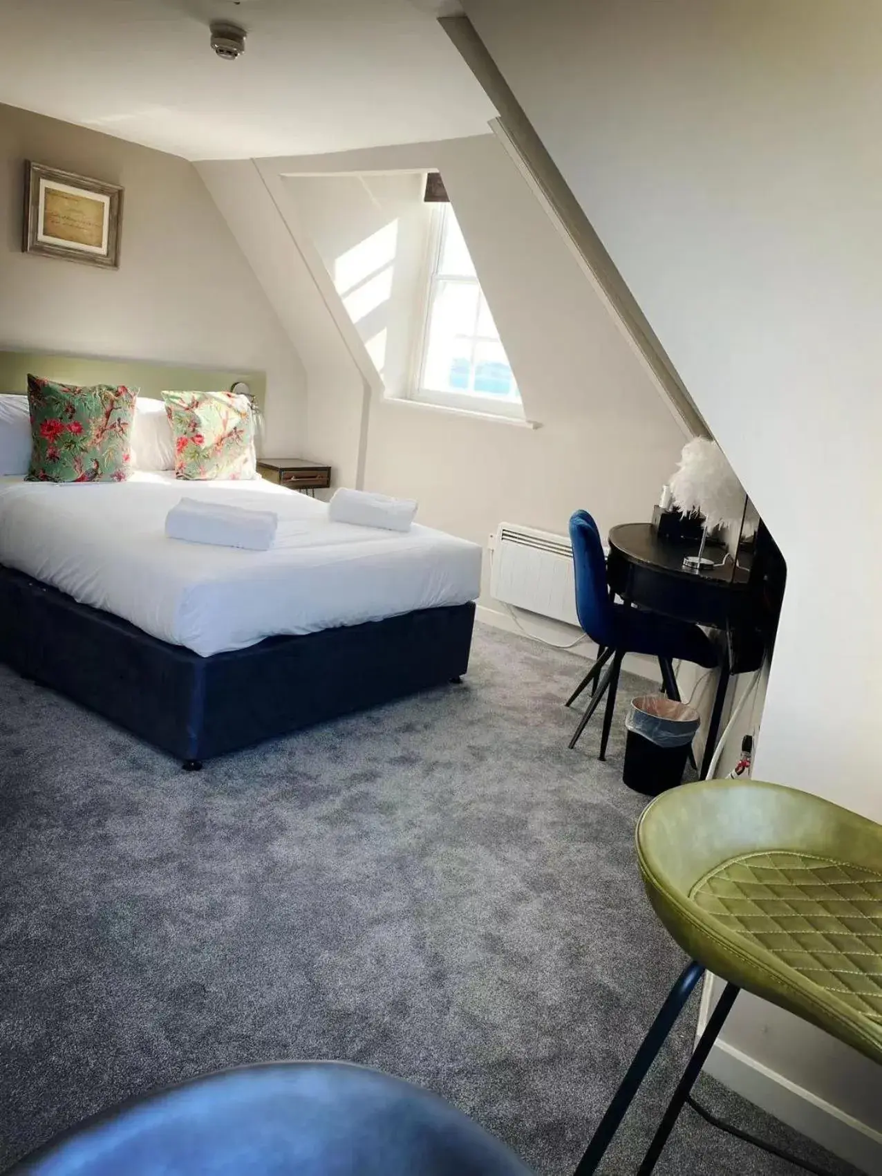 Deluxe King Room in Chapter One Deluxe King Room in Chapter One