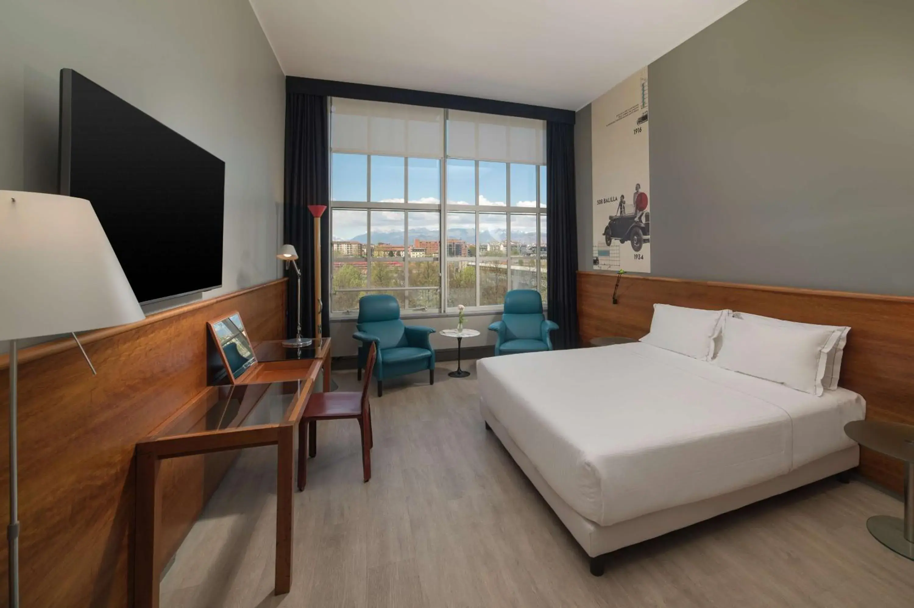 Superior Double or Twin Room XL in NH Torino Lingotto Congress Superior Double or Twin Room XL in NH Torino Lingotto Congress