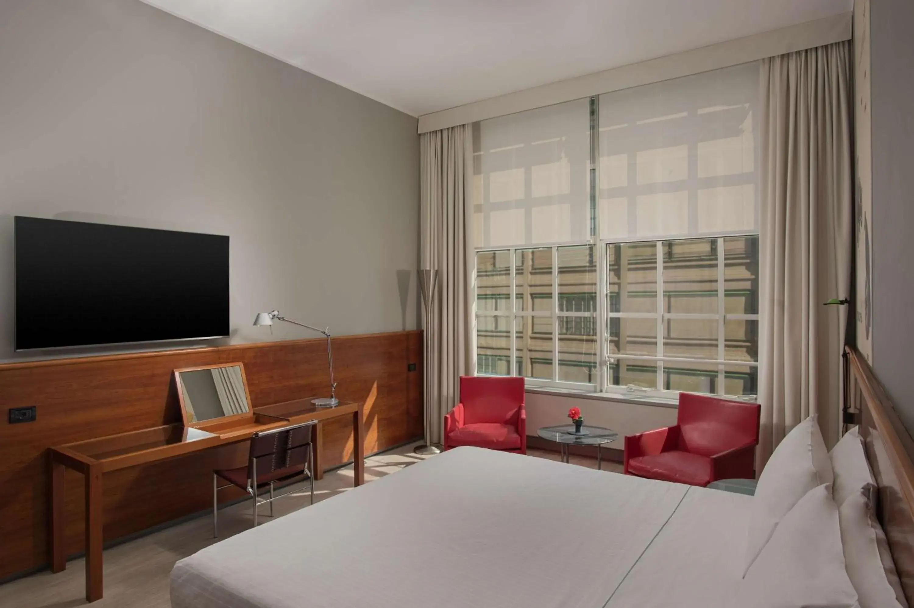 Standard Double or Twin Room with View in NH Torino Lingotto Congress Standard Double or Twin Room with View in NH Torino Lingotto Congress