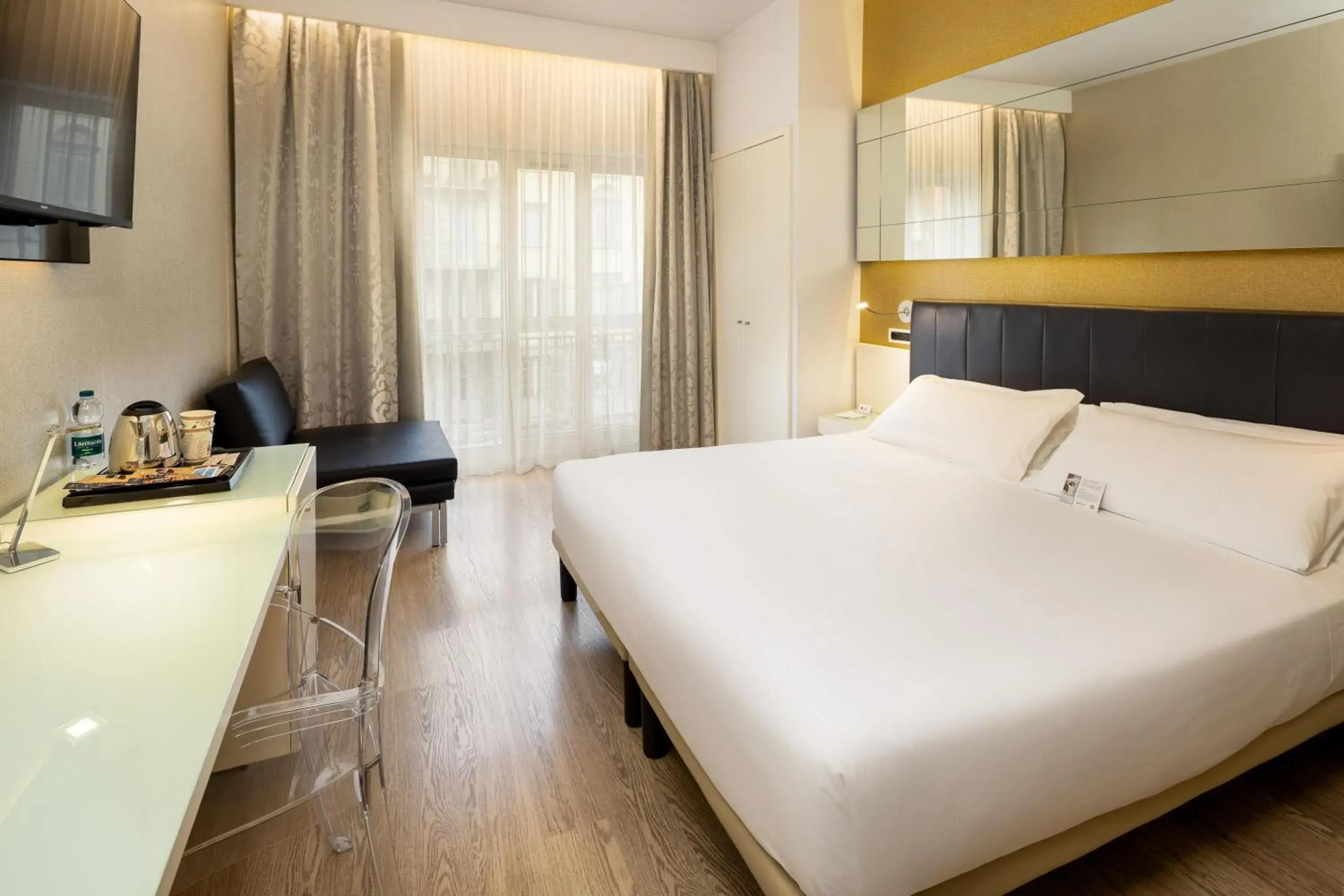 Standard Queen Room in Best Western Hotel Luxor Standard Queen Room in Best Western Hotel Luxor