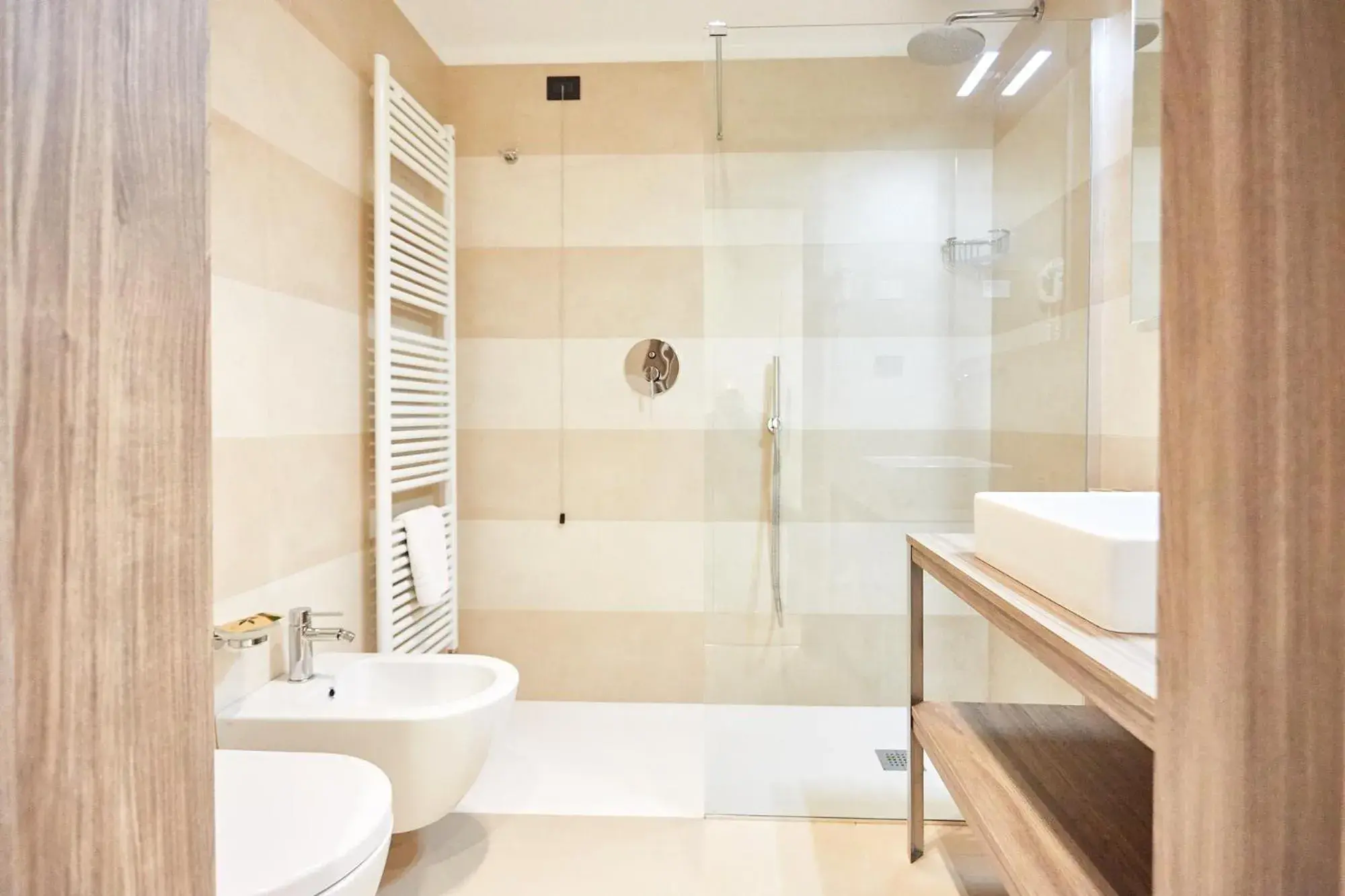 Twin Room in Ferretti MajesticHouse Twin Room in Ferretti MajesticHouse