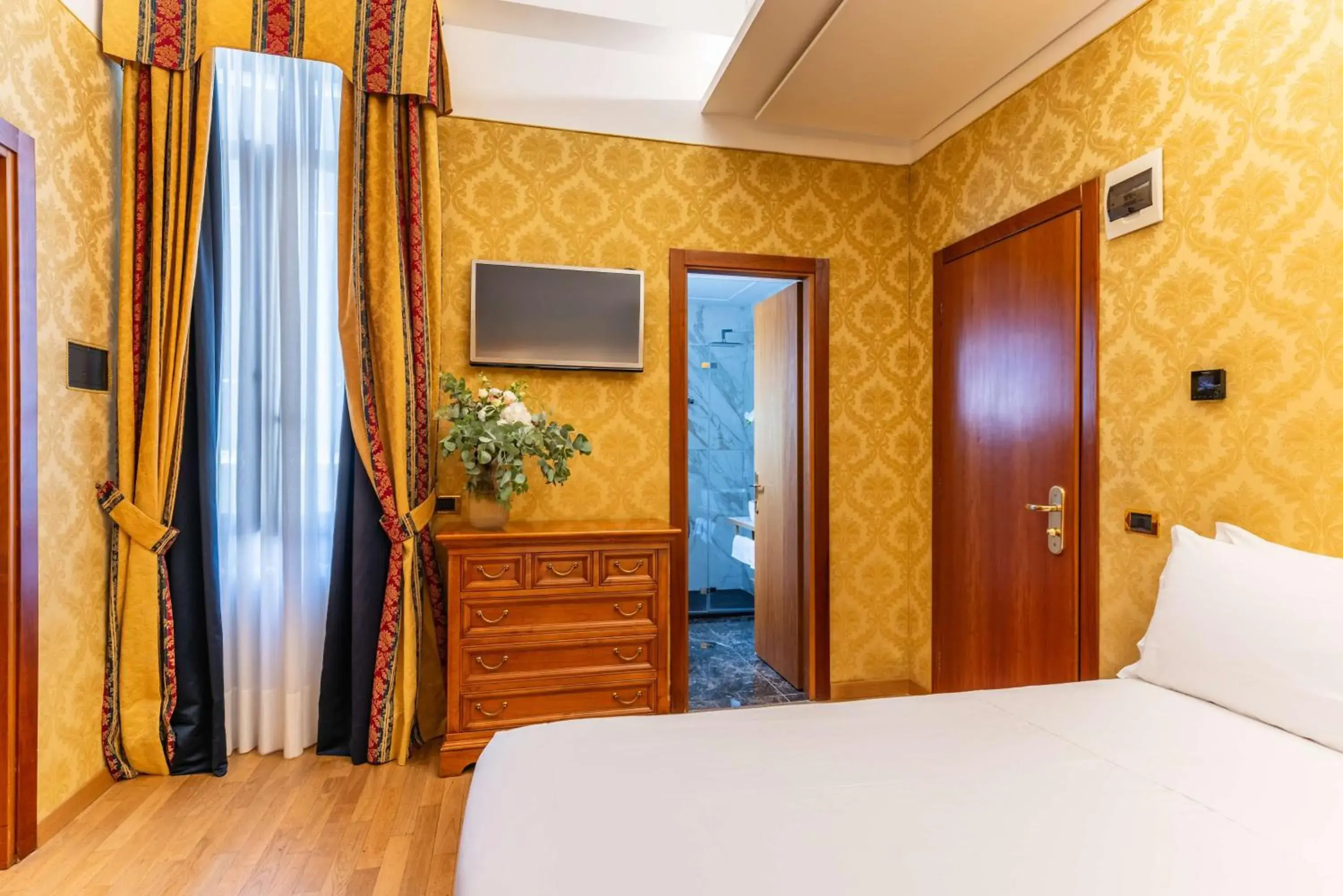 Family Room in Hotel Raffaello - Sure Hotel Collection by Best Western Family Room in Hotel Raffaello - Sure Hotel Collection by Best Western