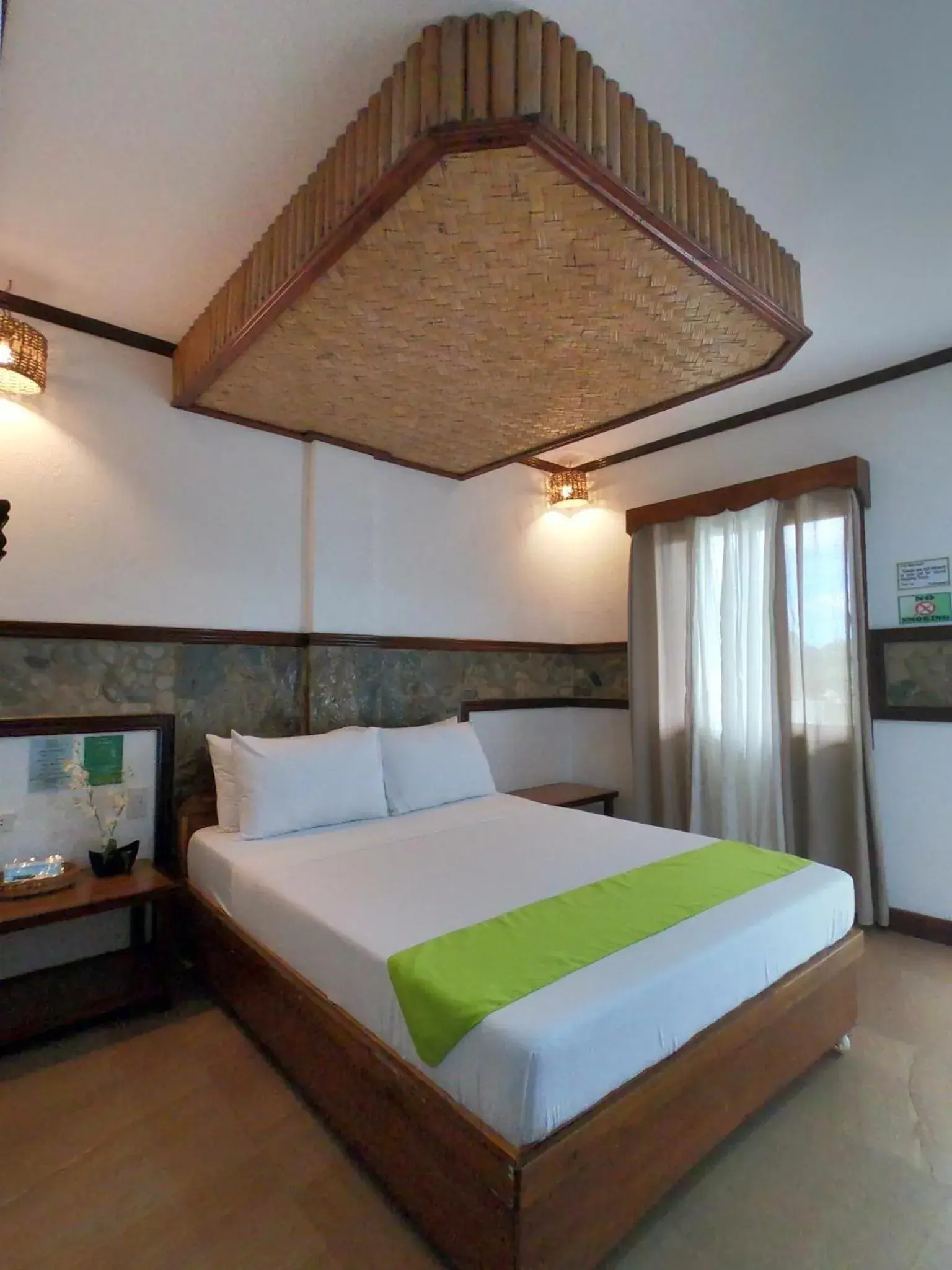 Premium Double Room in El Nido Viewdeck Cottages Premium Double Room in El Nido Viewdeck Cottages
