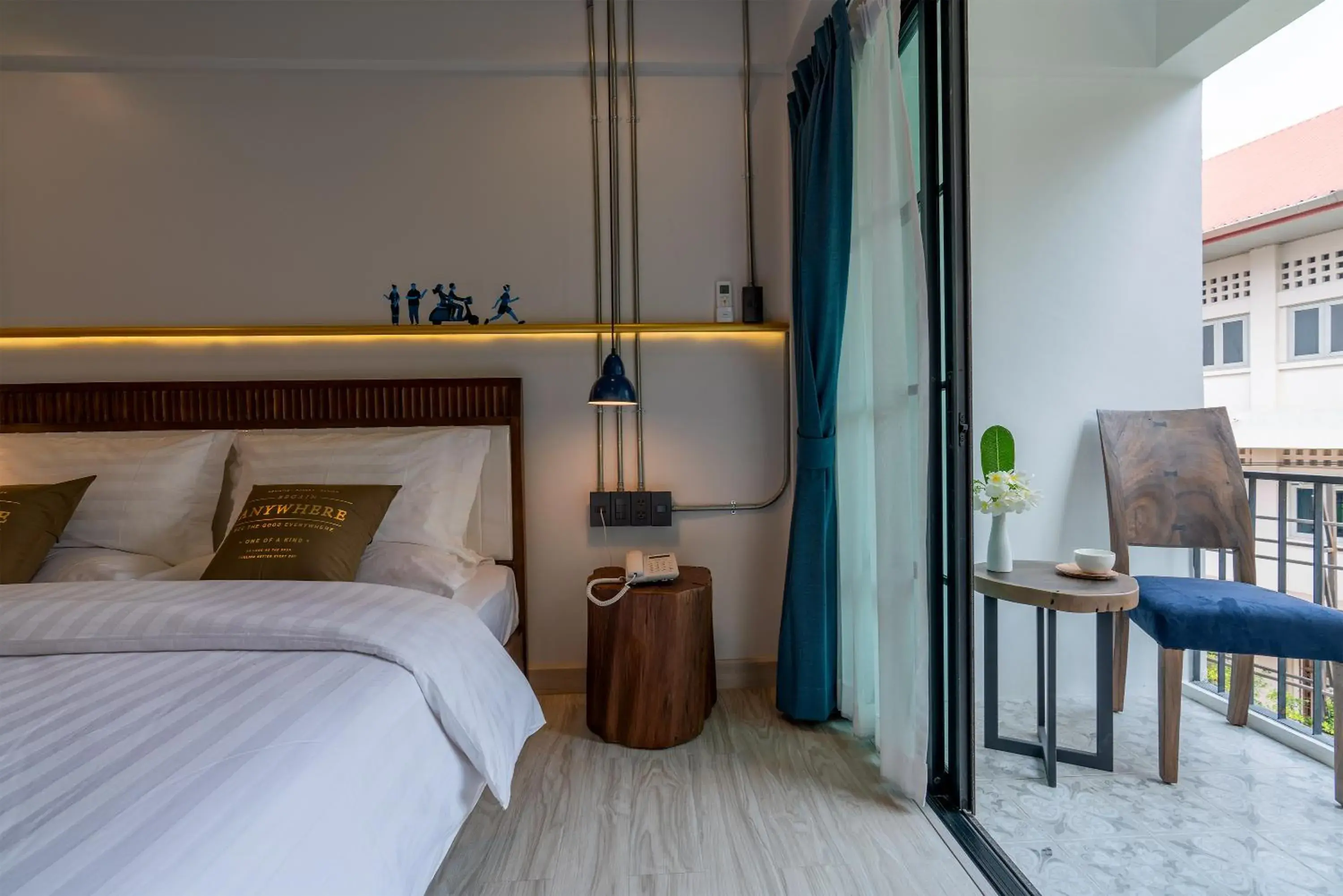 Deluxe Room in Momo Hotel Deluxe Room in Momo Hotel