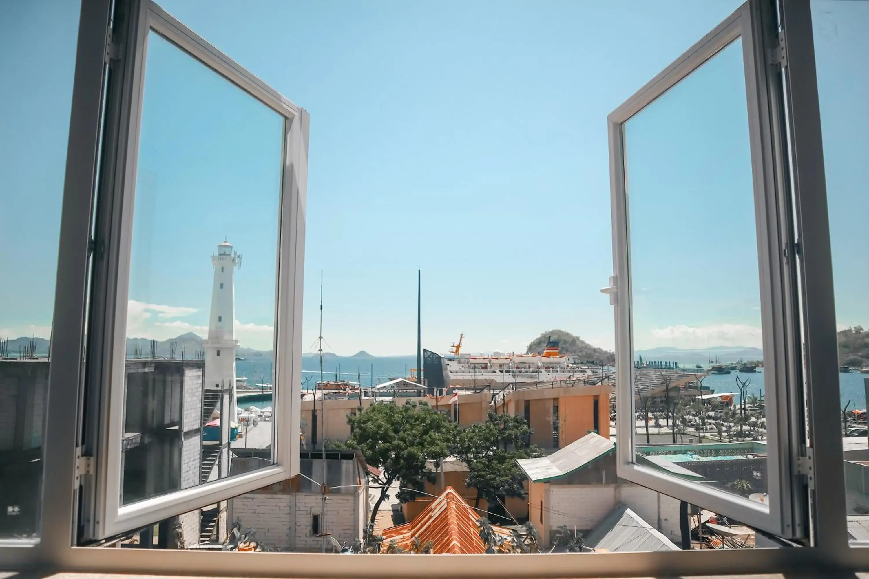 Superior Premium with Ocean View in Harbour Komodo Hotel Superior Premium with Ocean View in Harbour Komodo Hotel