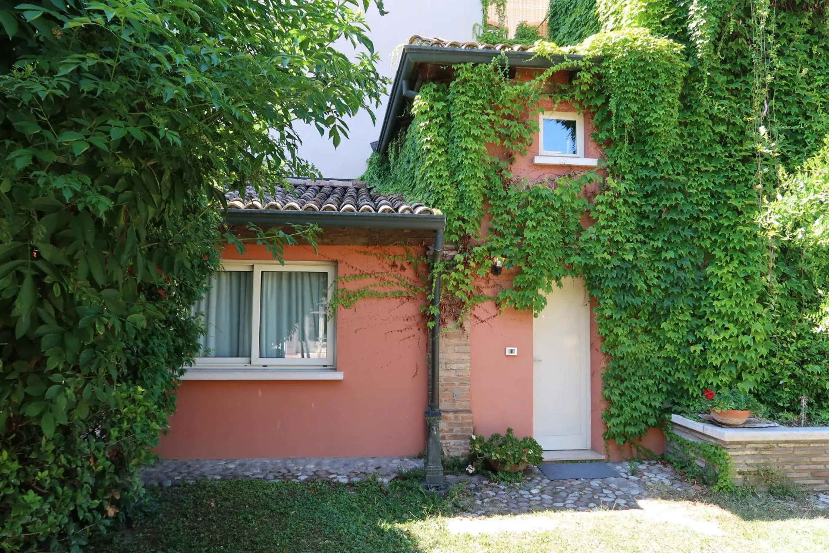 Triple Room with Garden View - Depandance in Hotel Sant'Andrea Triple Room with Garden View - Depandance in Hotel Sant'Andrea