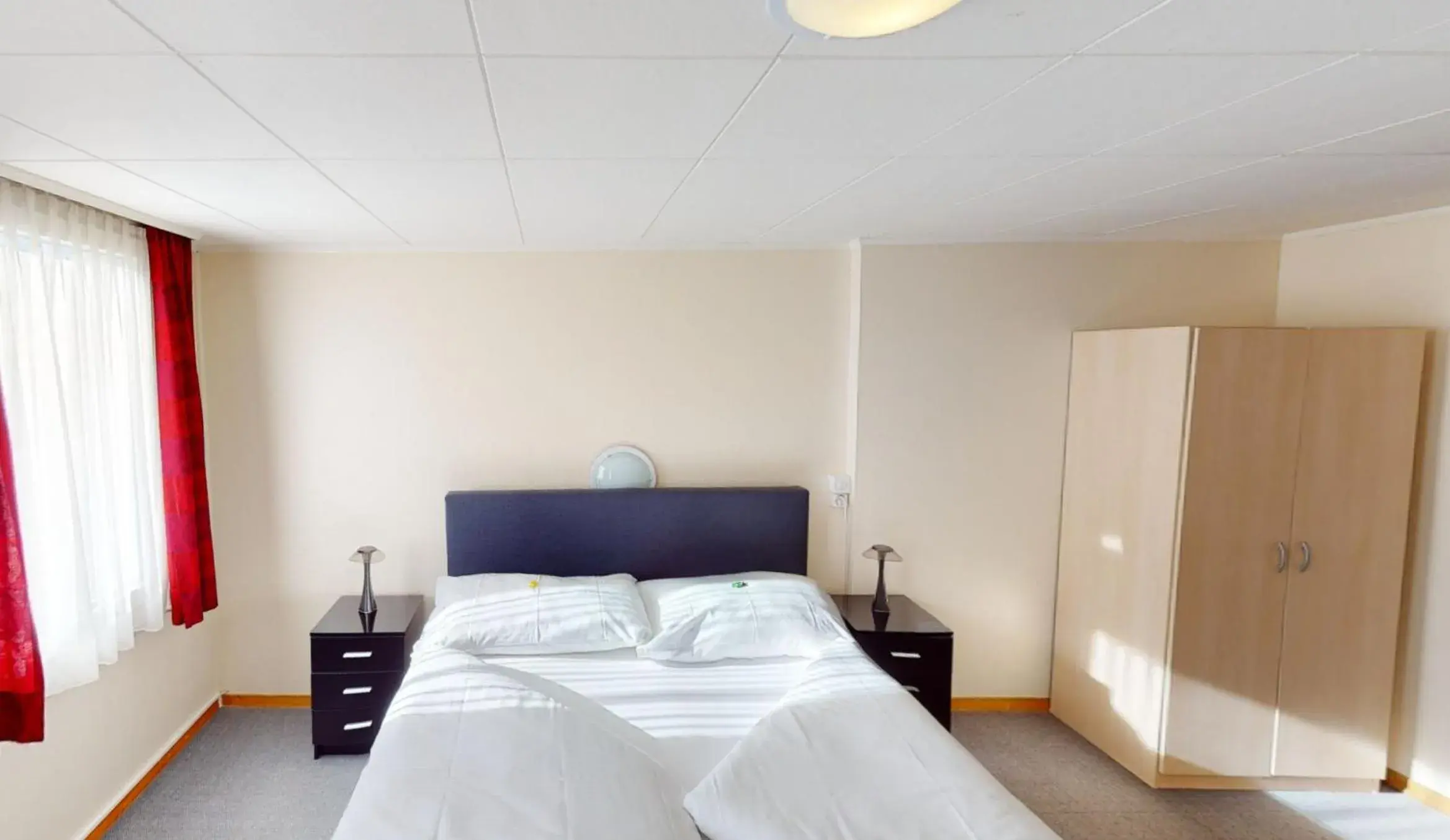 Double Room - single occupancy in Boutique Hotel & Restaurant Bären Ringgenberg Double Room - single occupancy in Boutique Hotel & Restaurant Bären Ringgenberg