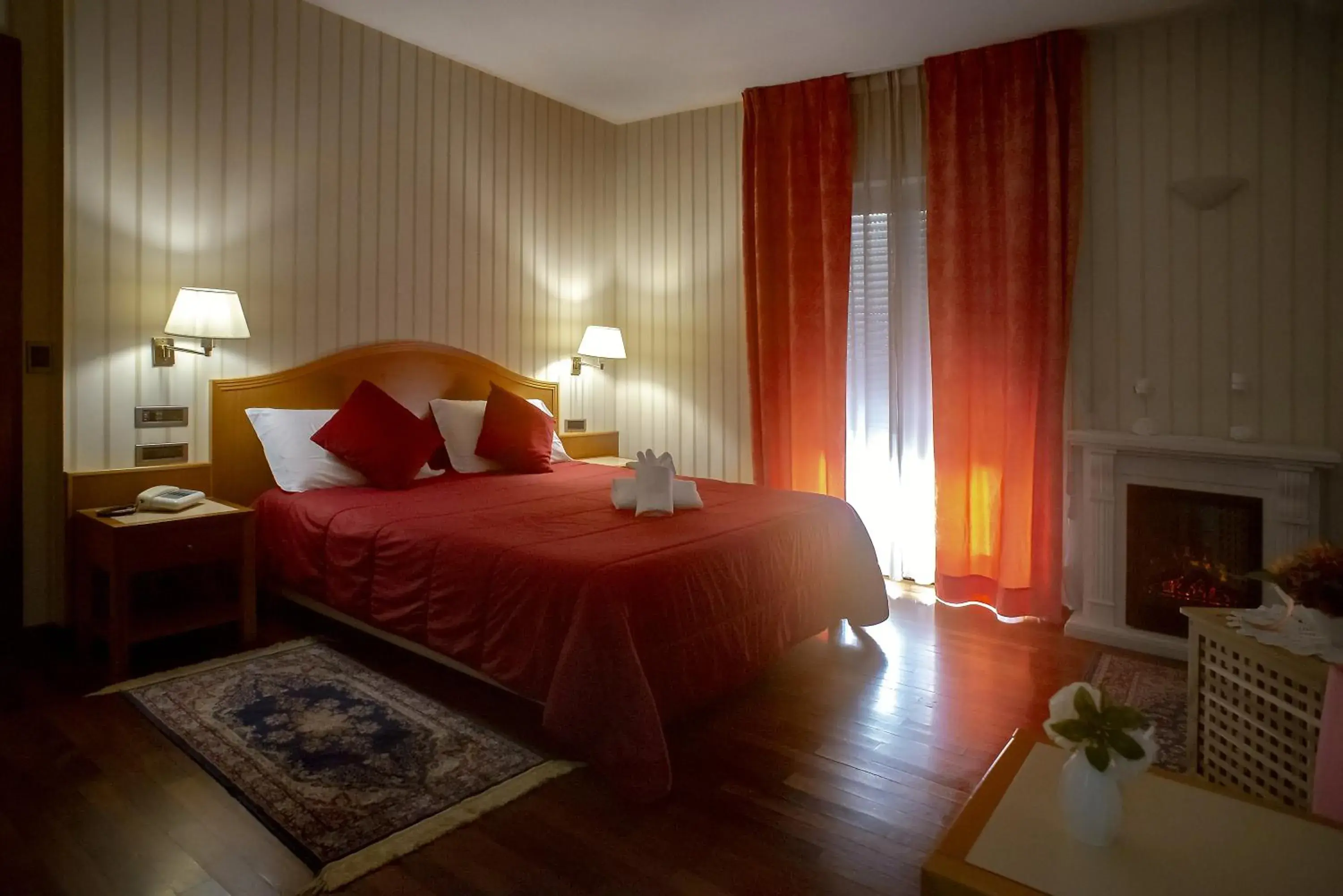 Junior Suite in Hotel Lory & Ristorante Ferraro Junior Suite in Hotel Lory & Ristorante Ferraro