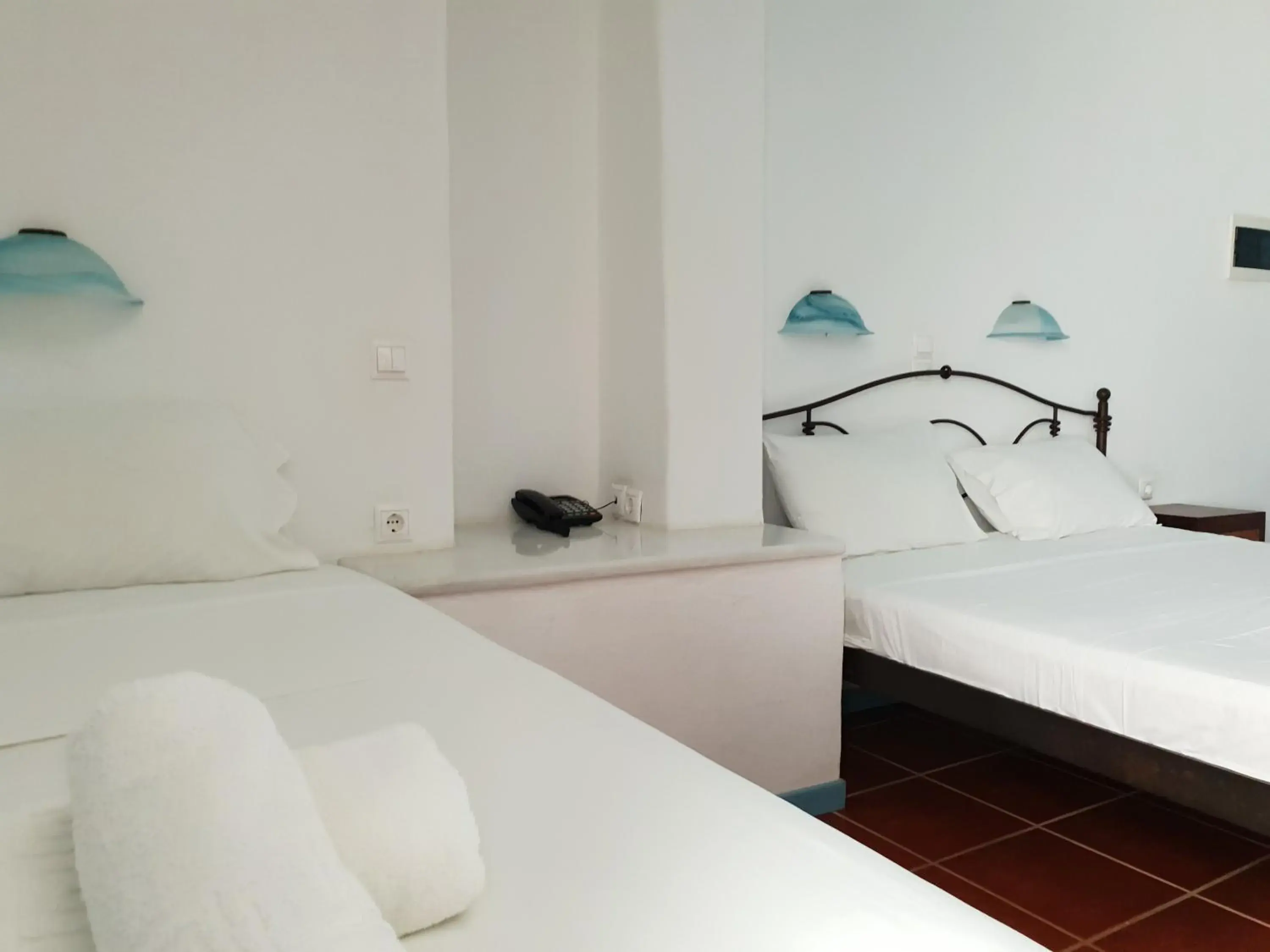 Superior Triple Room in Captain's Rocks Hotel Superior Triple Room in Captain's Rocks Hotel