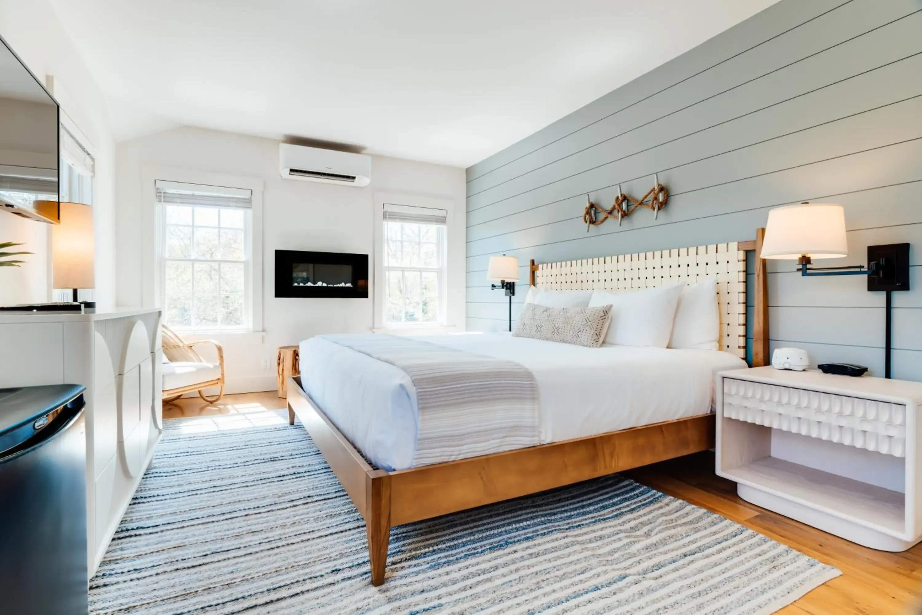 King Room in The Franklin Hotel Martha's Vineyard King Room in The Franklin Hotel Martha's Vineyard