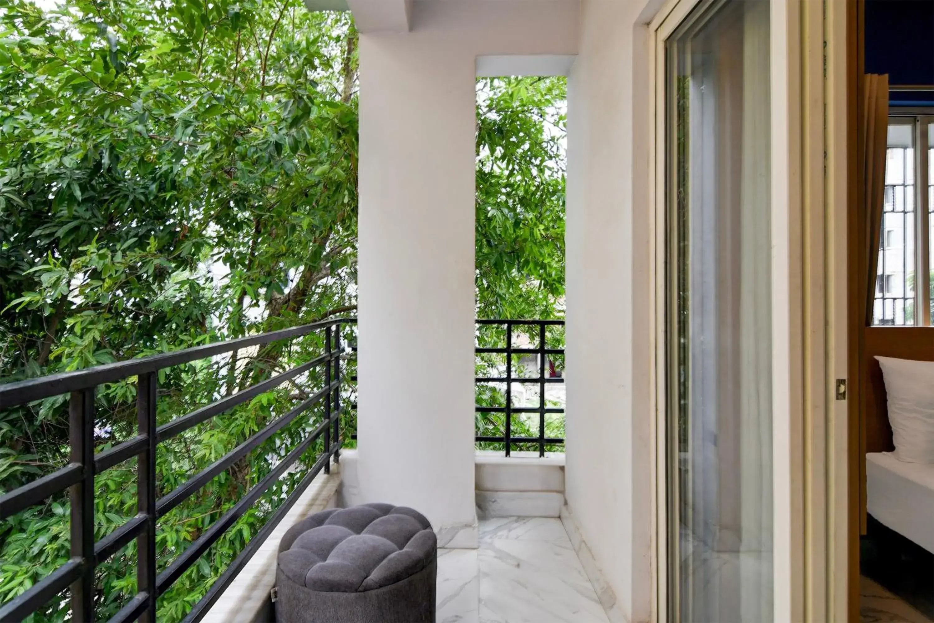 Super Collection O Bisarjan Ghat Formerly Eden Rocks Super Collection O Bisarjan Ghat Formerly Eden Rocks