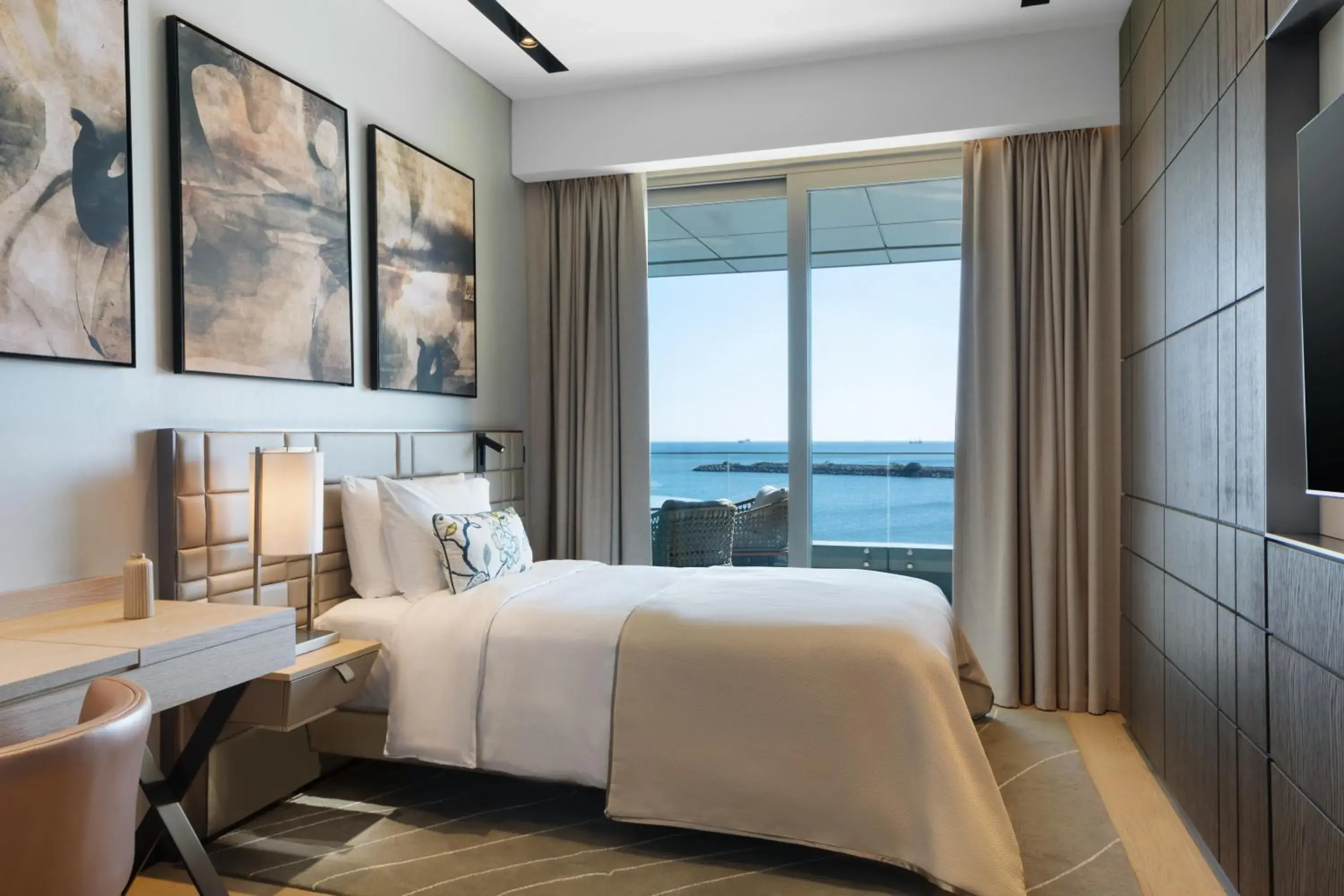 Splendor Two Bedroom Residence with Sea View – Executive Lounge Access in JW Marriott Hotel Istanbul Marmara Sea Splendor Two Bedroom Residence with Sea View – Executive Lounge Access in JW Marriott Hotel Istanbul Marmara Sea