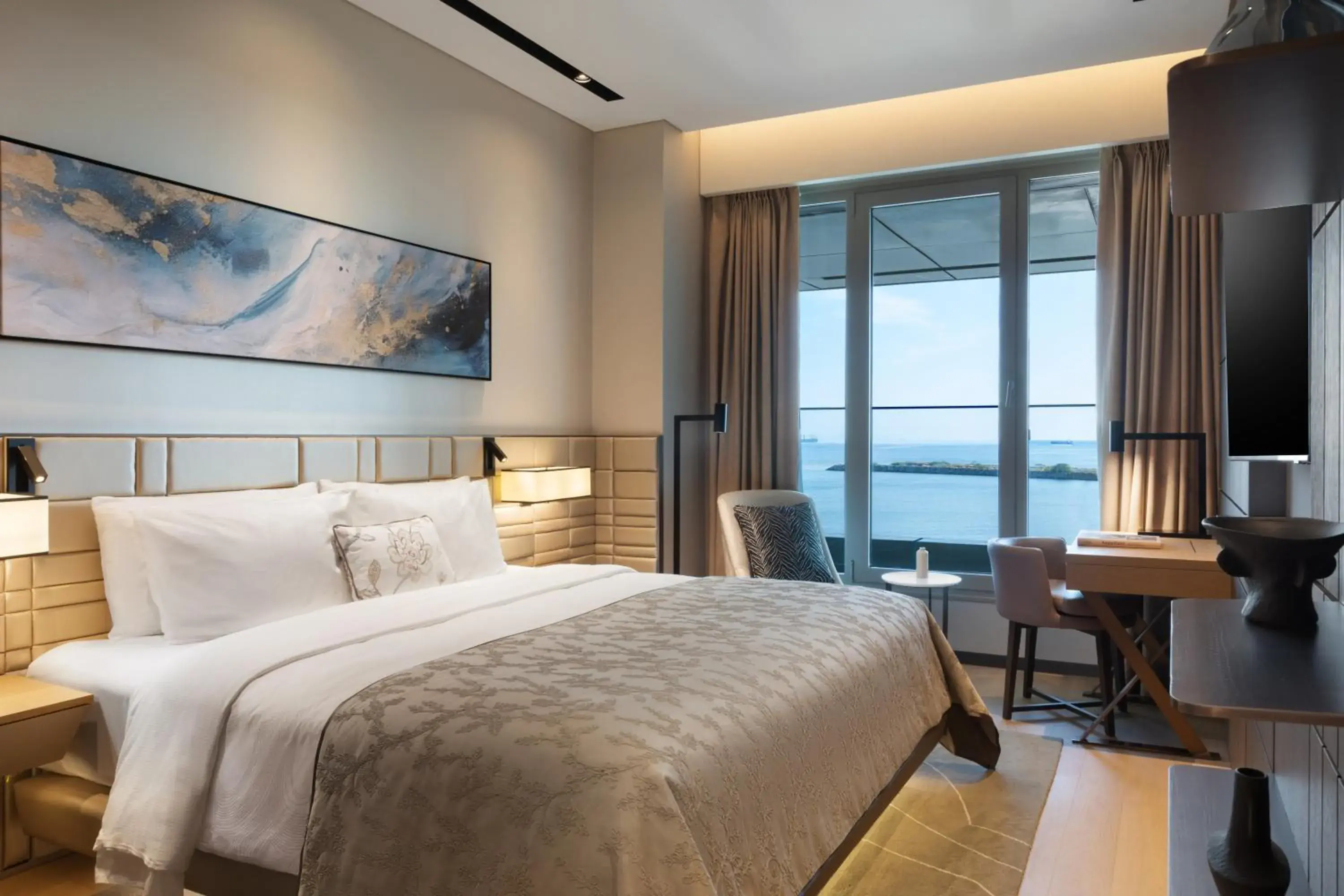 Serene One Bedroom Residence with Sea View – Executive Lounge Access in JW Marriott Hotel Istanbul Marmara Sea Serene One Bedroom Residence with Sea View – Executive Lounge Access in JW Marriott Hotel Istanbul Marmara Sea