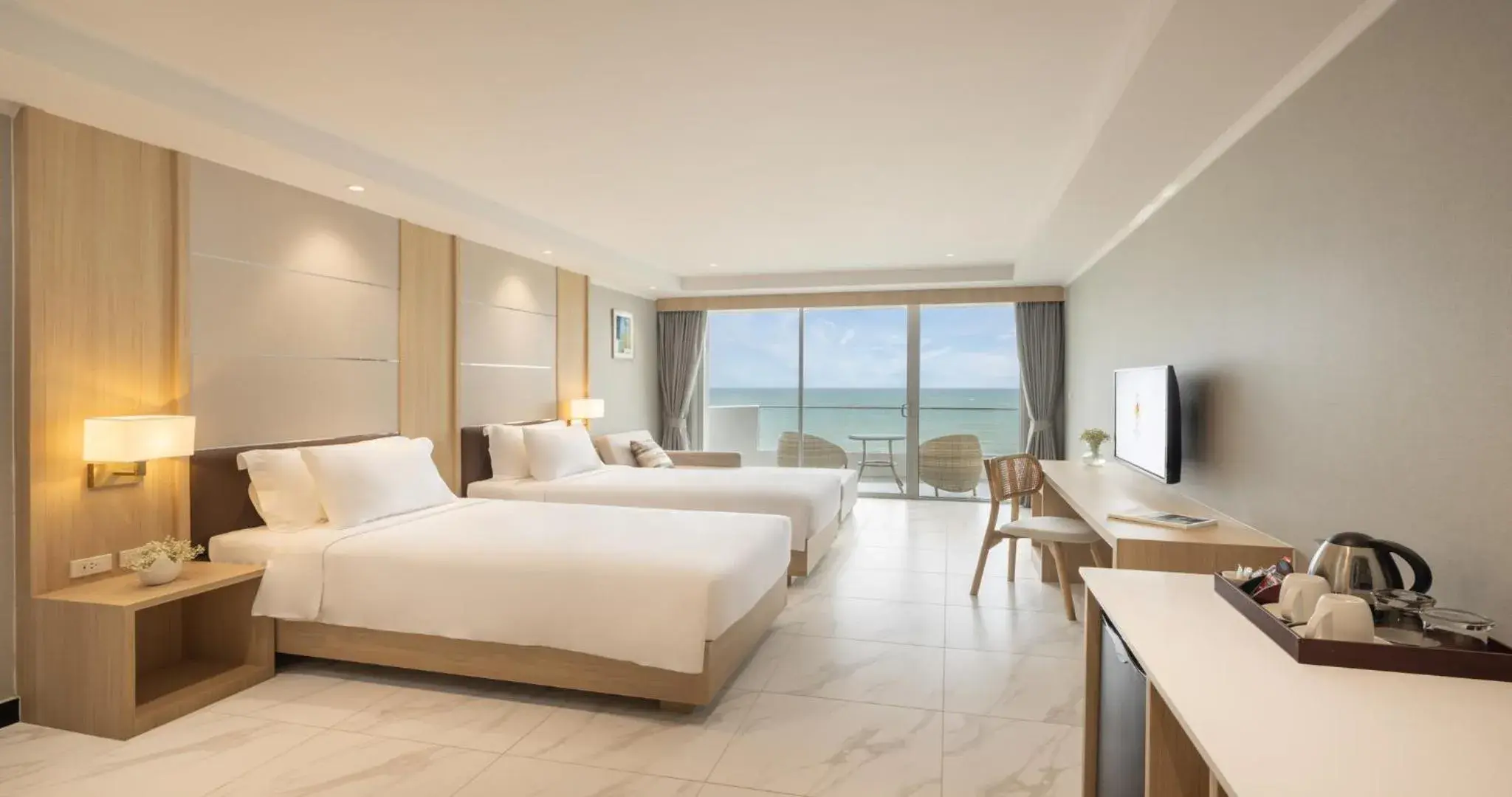 Ocean's Edge in Eastin Resort Rayong Ocean's Edge in Eastin Resort Rayong