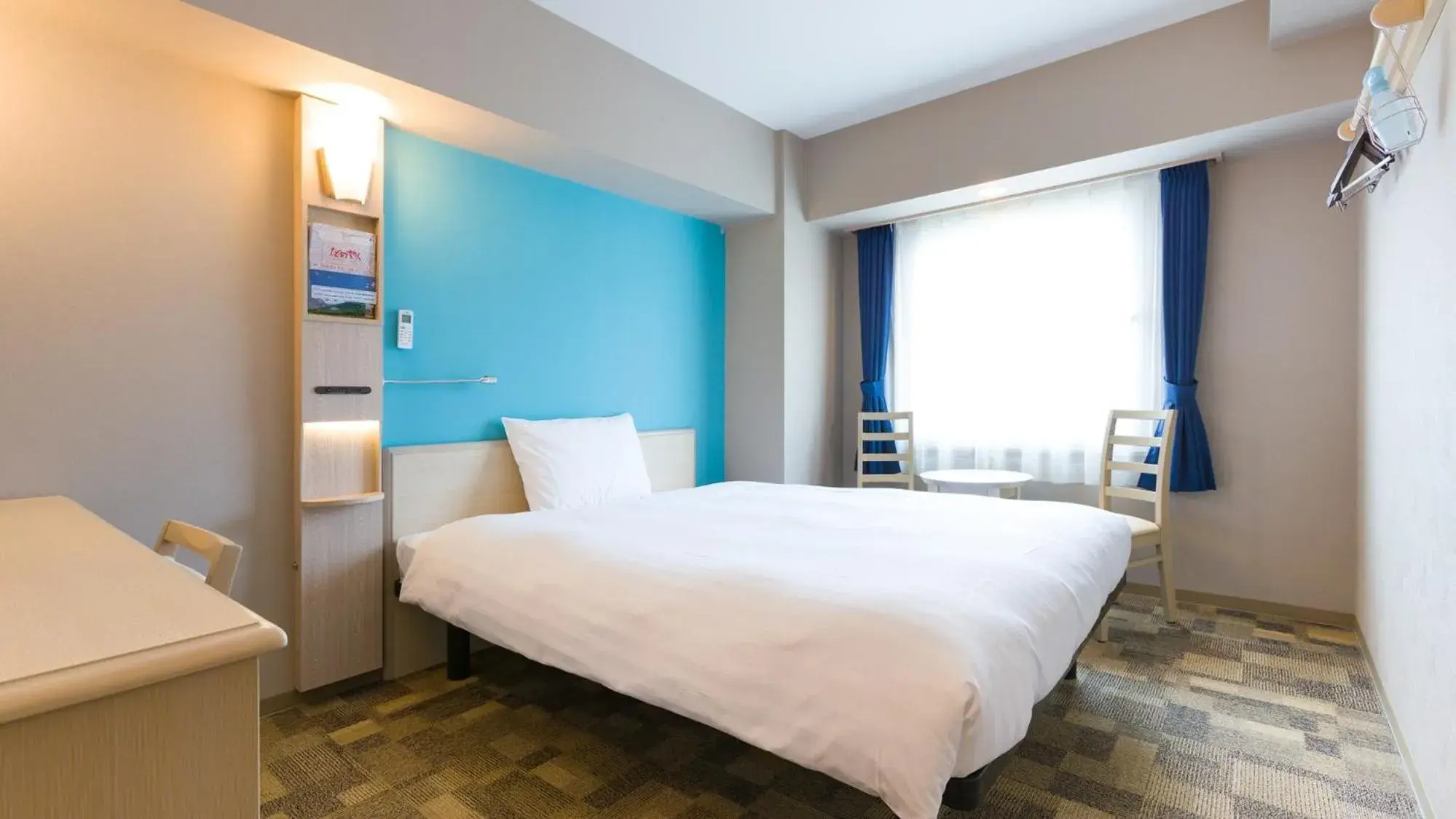 Queen Room for Single Use - Smoking in Toyoko Inn Fujisan Otsuki-eki Queen Room for Single Use - Smoking in Toyoko Inn Fujisan Otsuki-eki