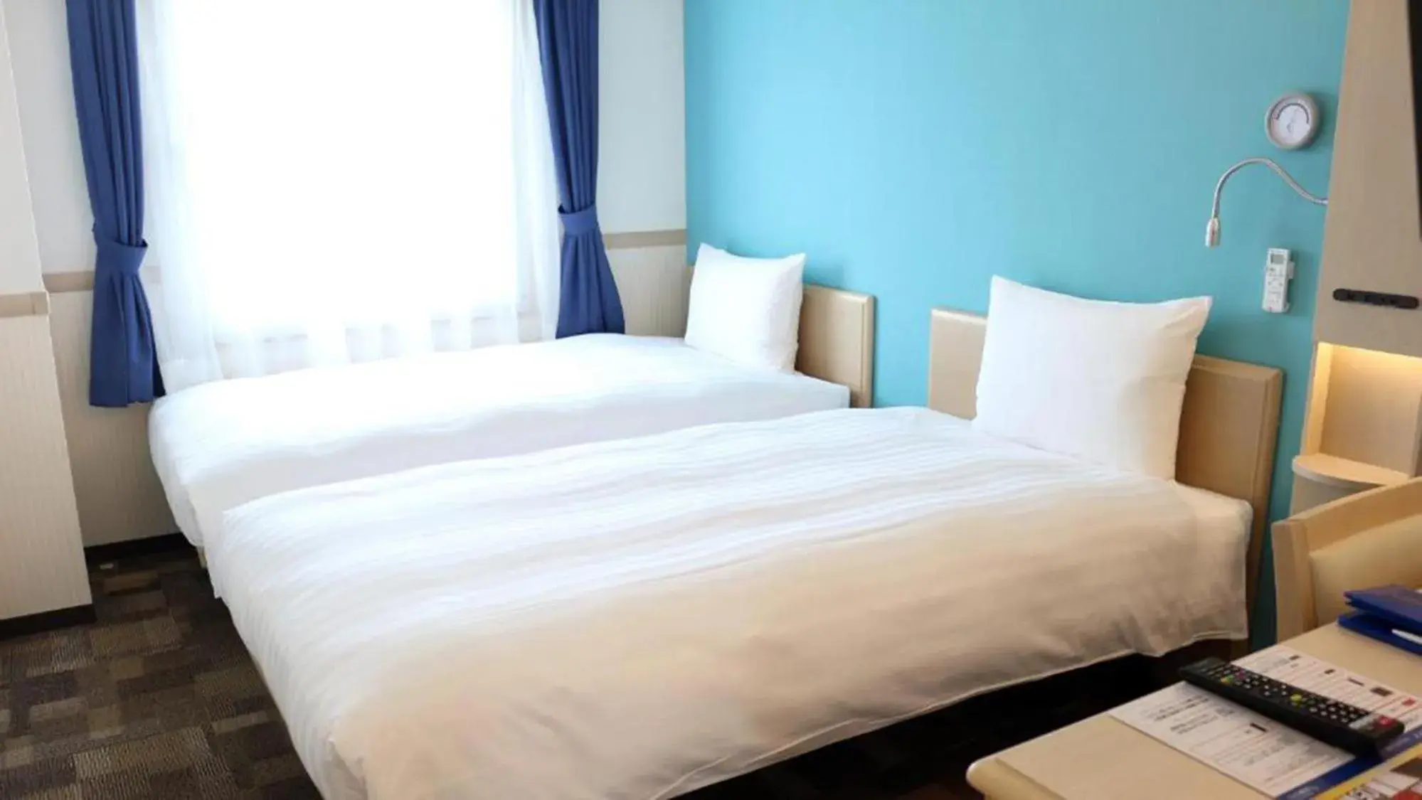 Standard Twin Room - Non-Smoking in Toyoko Inn Fujisan Otsuki-eki Standard Twin Room - Non-Smoking in Toyoko Inn Fujisan Otsuki-eki