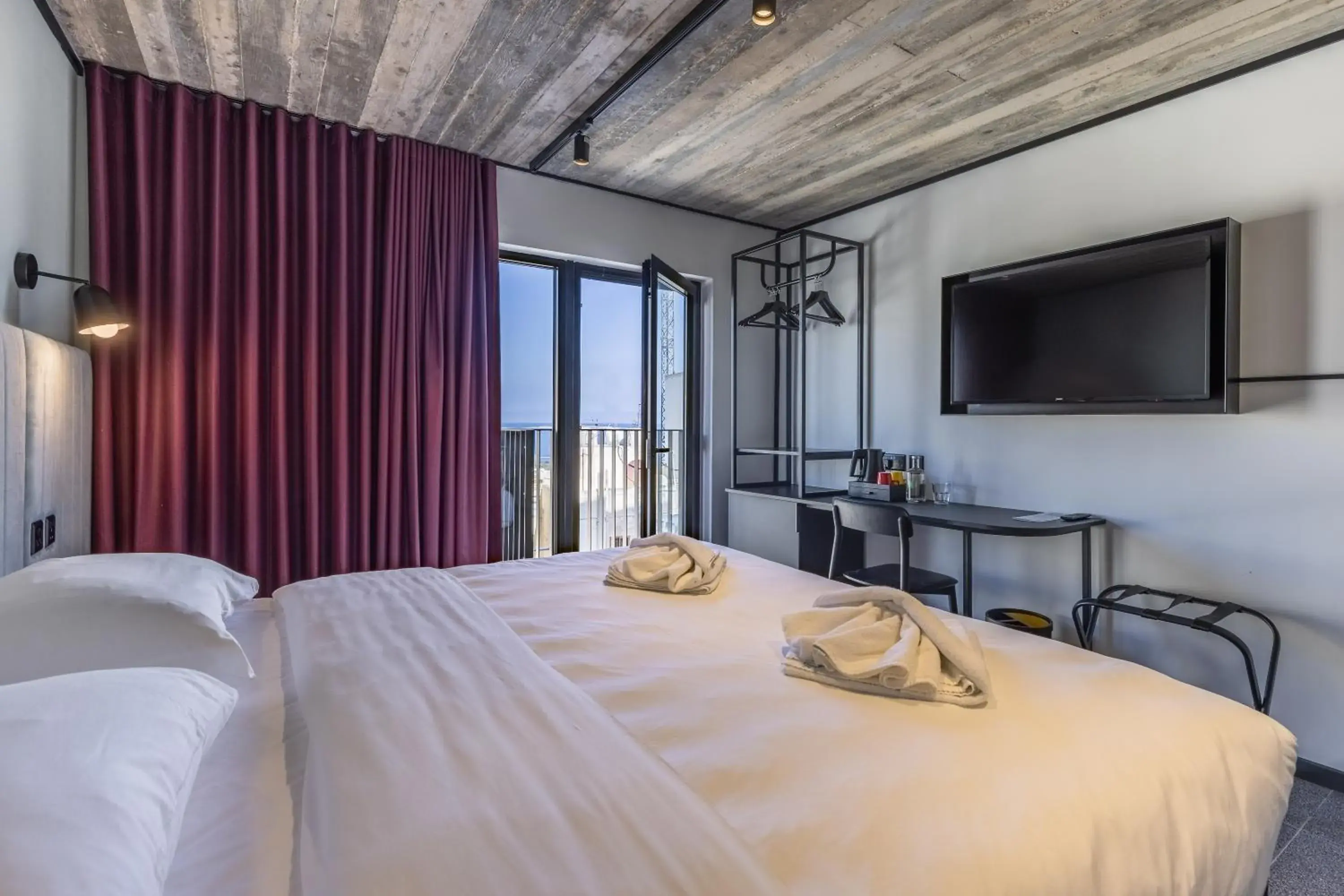 Standard Room with Courtyard View in ibis Styles ST Pauls Bay Malta Standard Room with Courtyard View in ibis Styles ST Pauls Bay Malta