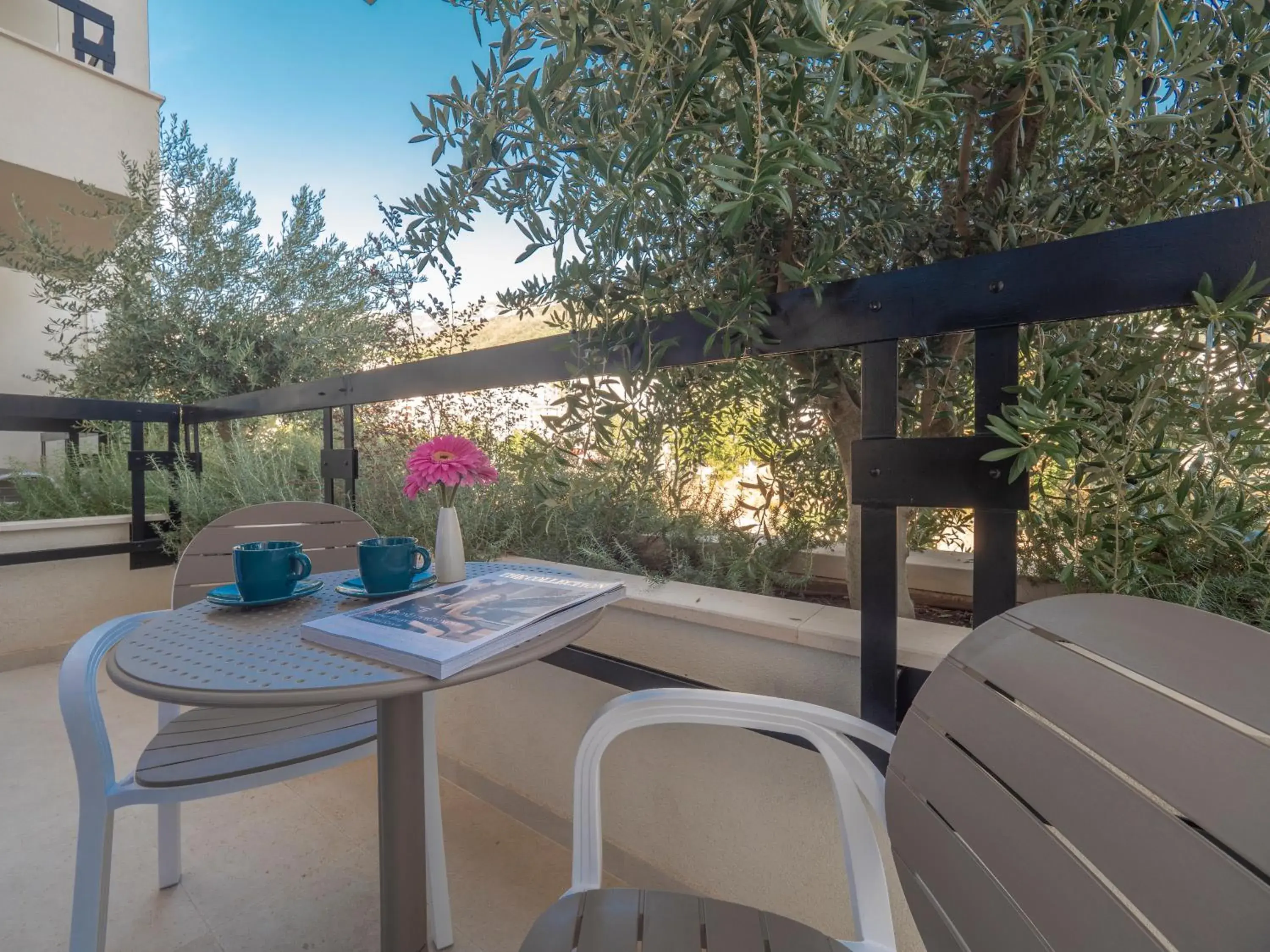 Two-Bedroom Apartment in CASA AL MARE RESIDENCE Two-Bedroom Apartment in CASA AL MARE RESIDENCE