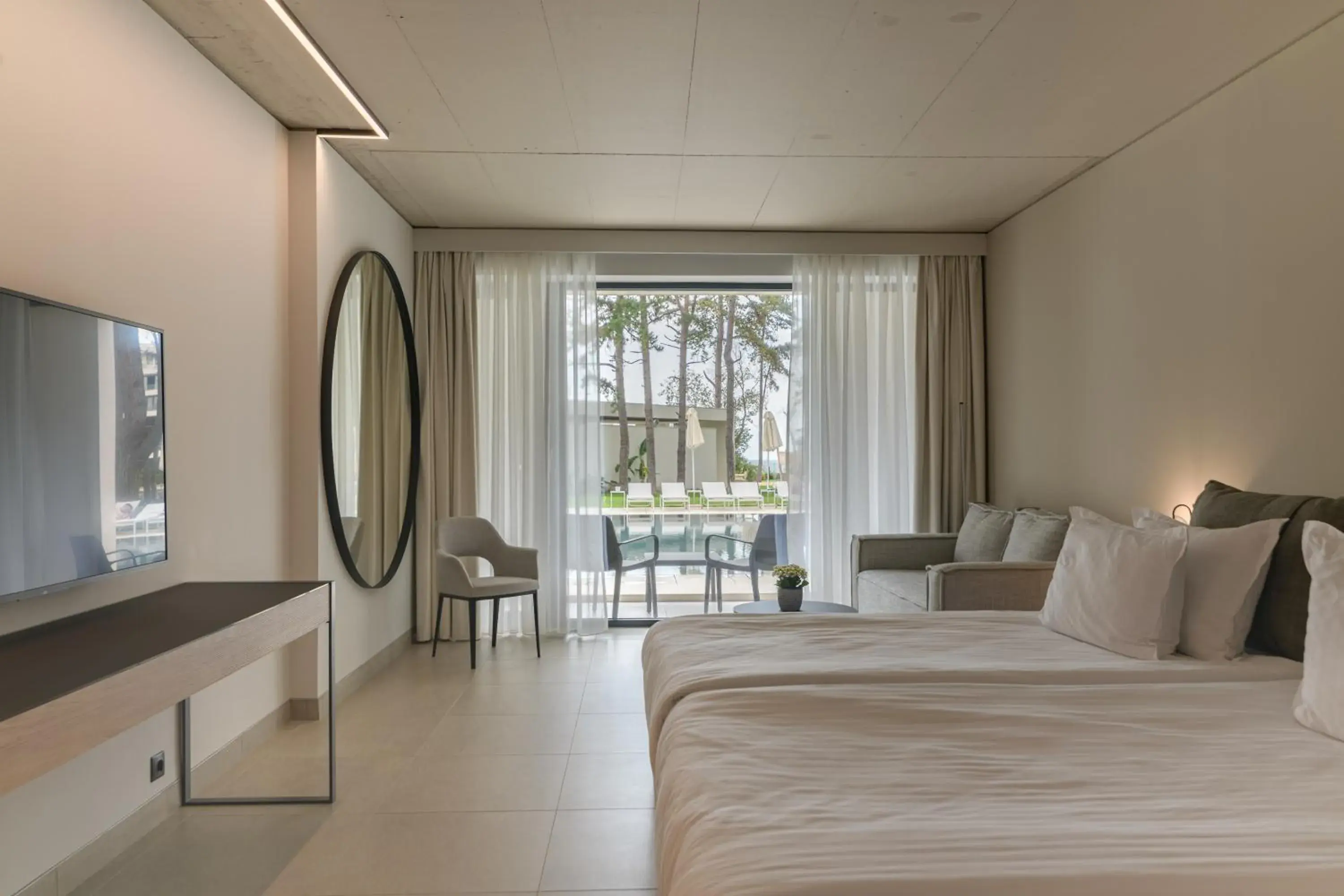 Family Room with Patio and Pool View and unlimited access to Health Spring Spa in Ensana Aquahouse Family Room with Patio and Pool View and unlimited access to Health Spring Spa in Ensana Aquahouse