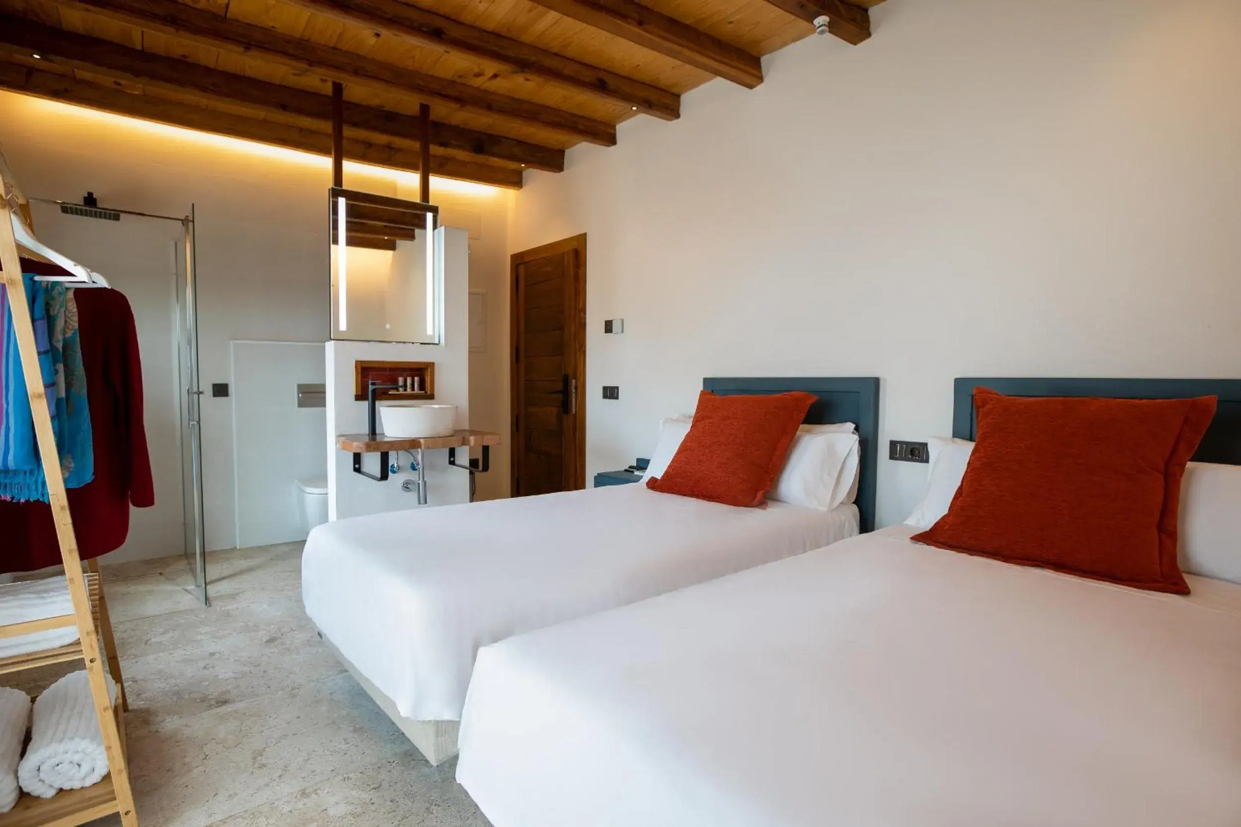 Twin Room in Hotel Poeta Jorge Manrique Twin Room in Hotel Poeta Jorge Manrique