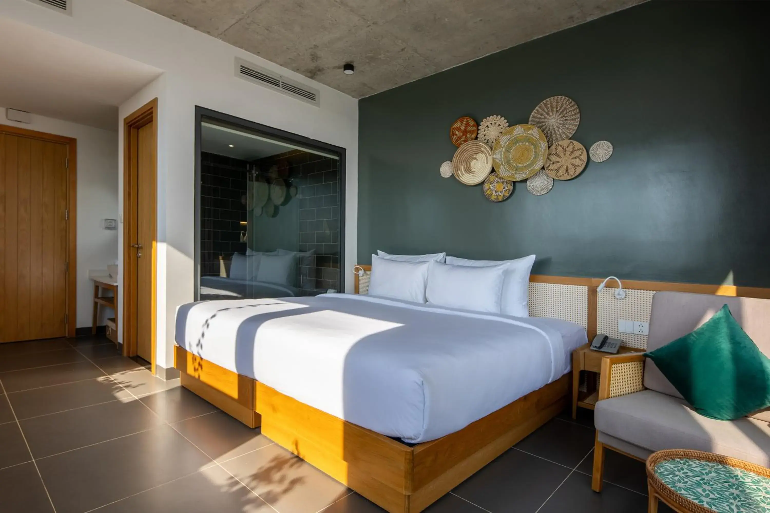 Large Double or Twin Room in Leaf Beachfront Hotel Da Nang Large Double or Twin Room in Leaf Beachfront Hotel Da Nang