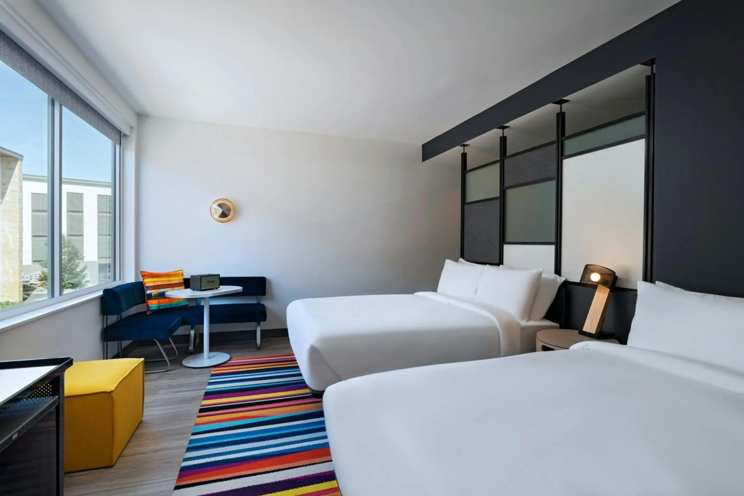 Queen Room with Two Queen Beds in Aloft Austin Southwest Queen Room with Two Queen Beds in Aloft Austin Southwest