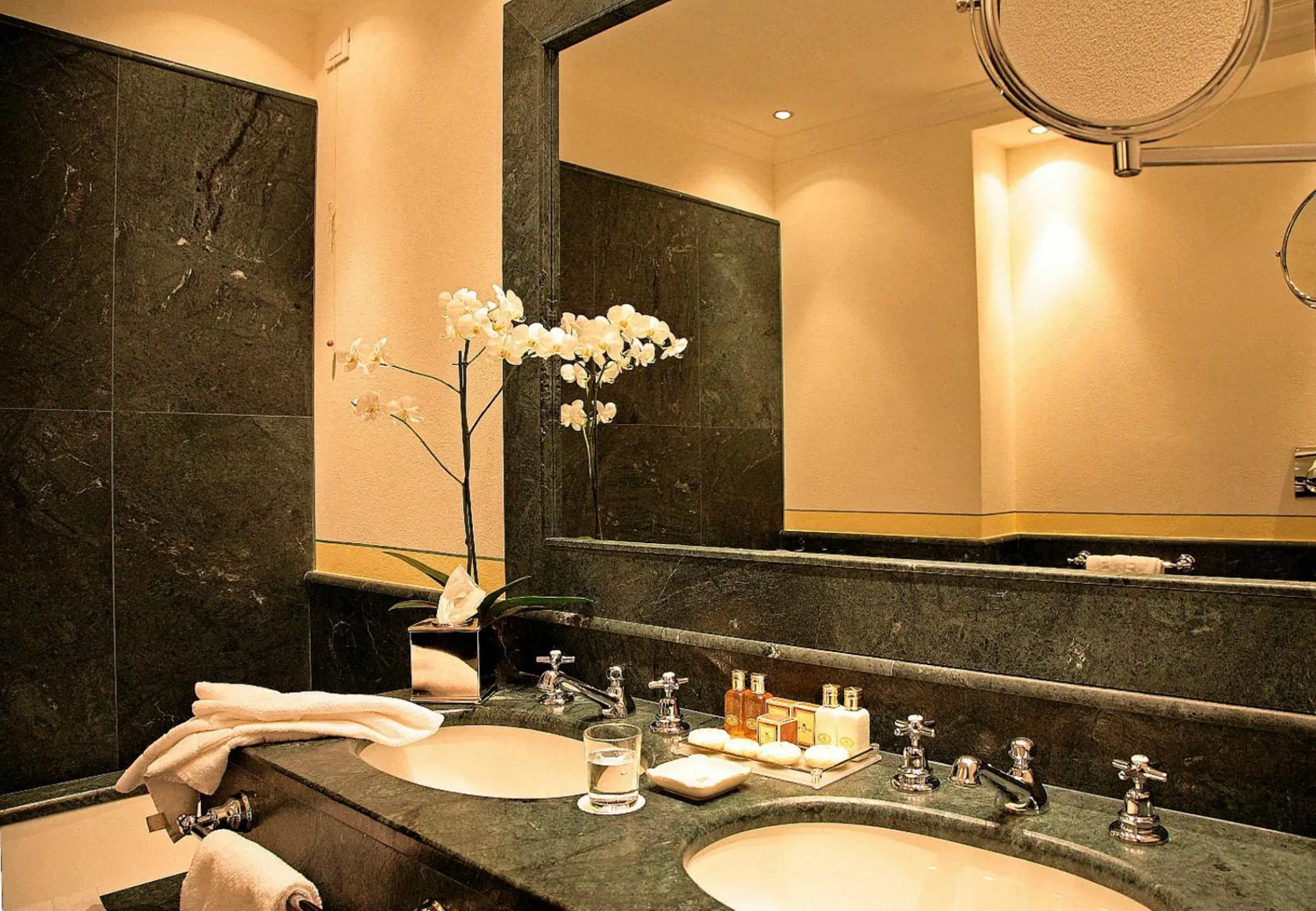 Deluxe Junior Suite with Partial Lake View in Grand Hotel Majestic Deluxe Junior Suite with Partial Lake View in Grand Hotel Majestic