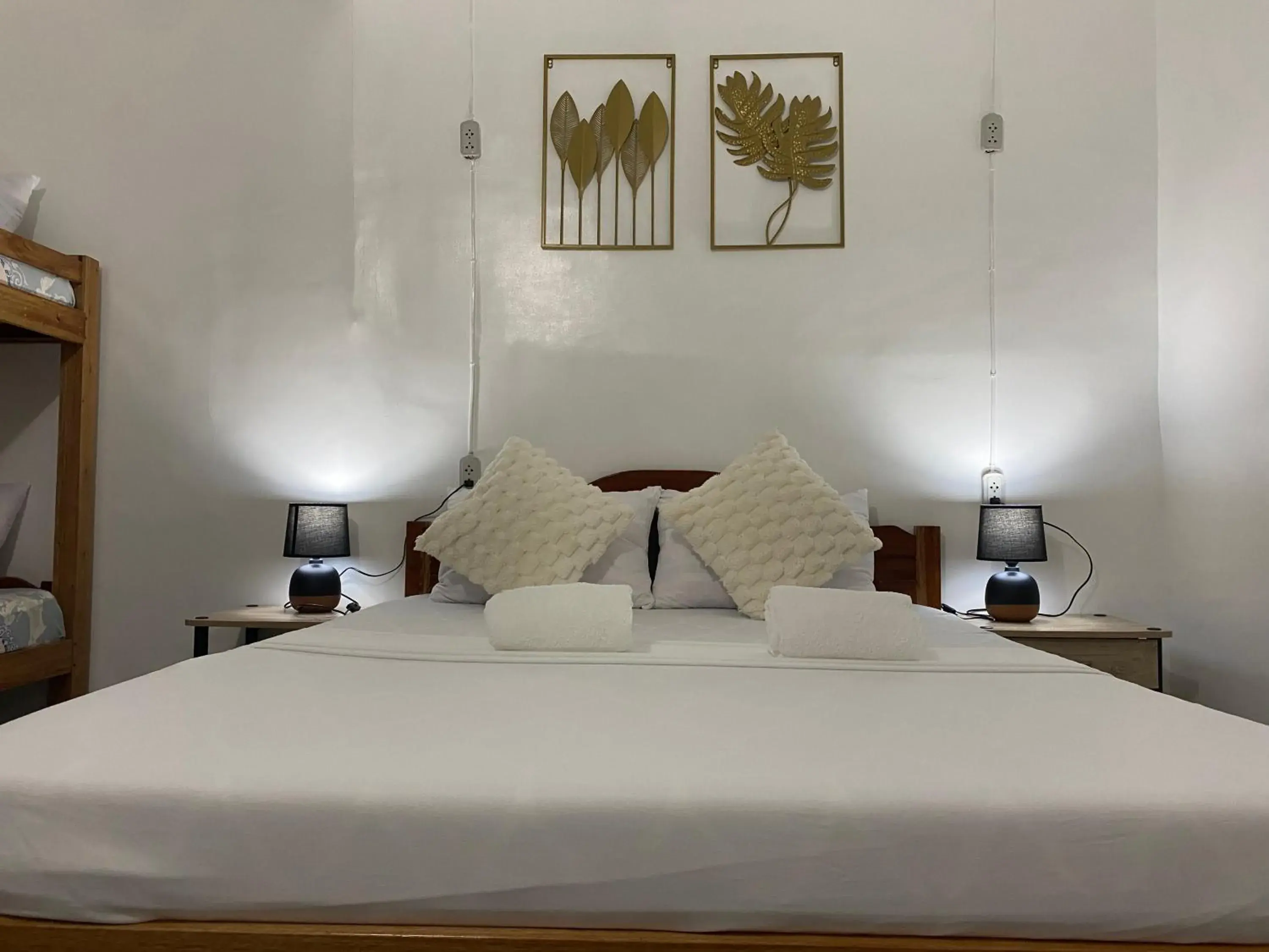 Family Bungalow in A&C Aquino Guesthouse Family Bungalow in A&C Aquino Guesthouse