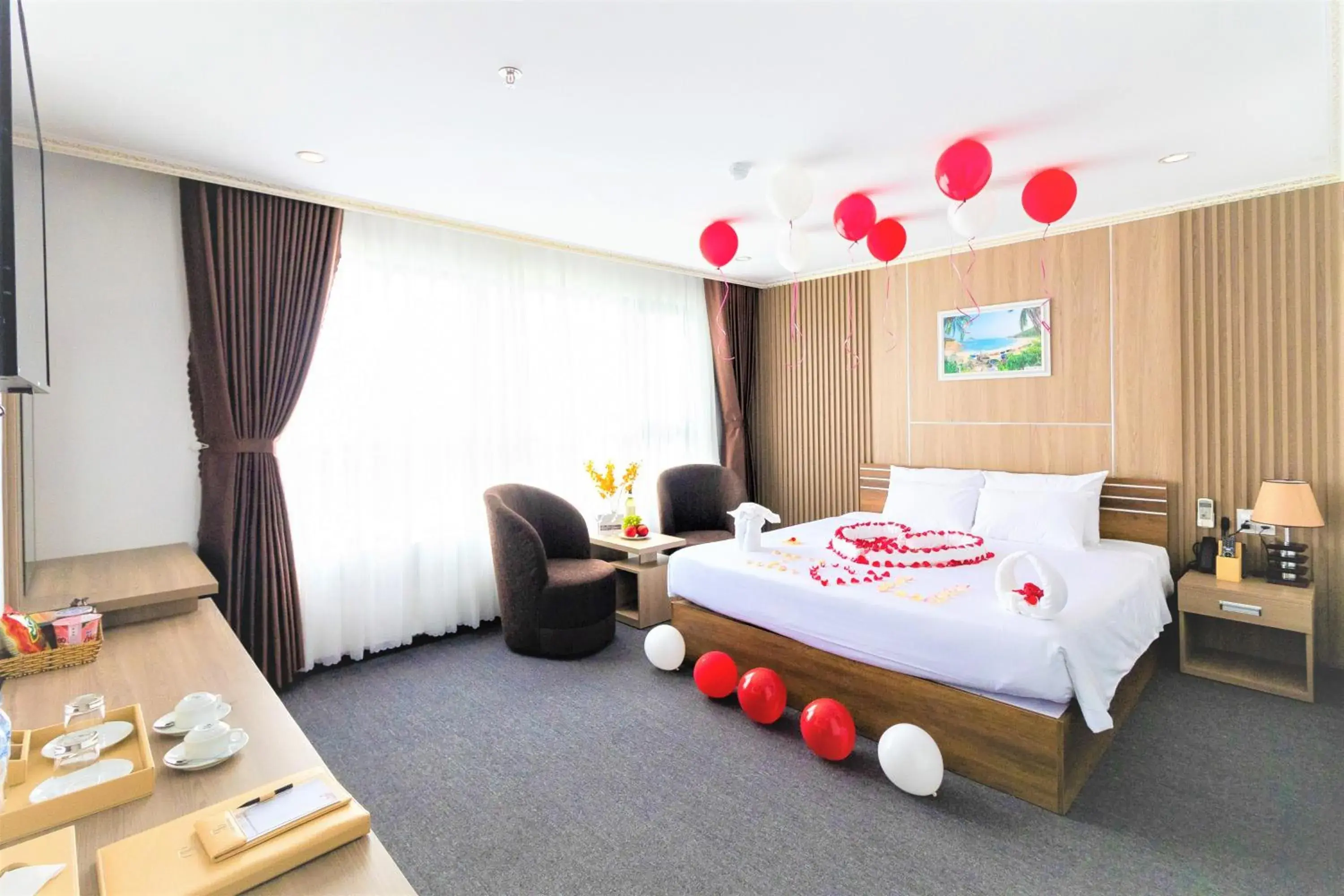 Premier Deluxe Double Room with River View in Pearl Beach Hotel Quy Nhon Premier Deluxe Double Room with River View in Pearl Beach Hotel Quy Nhon