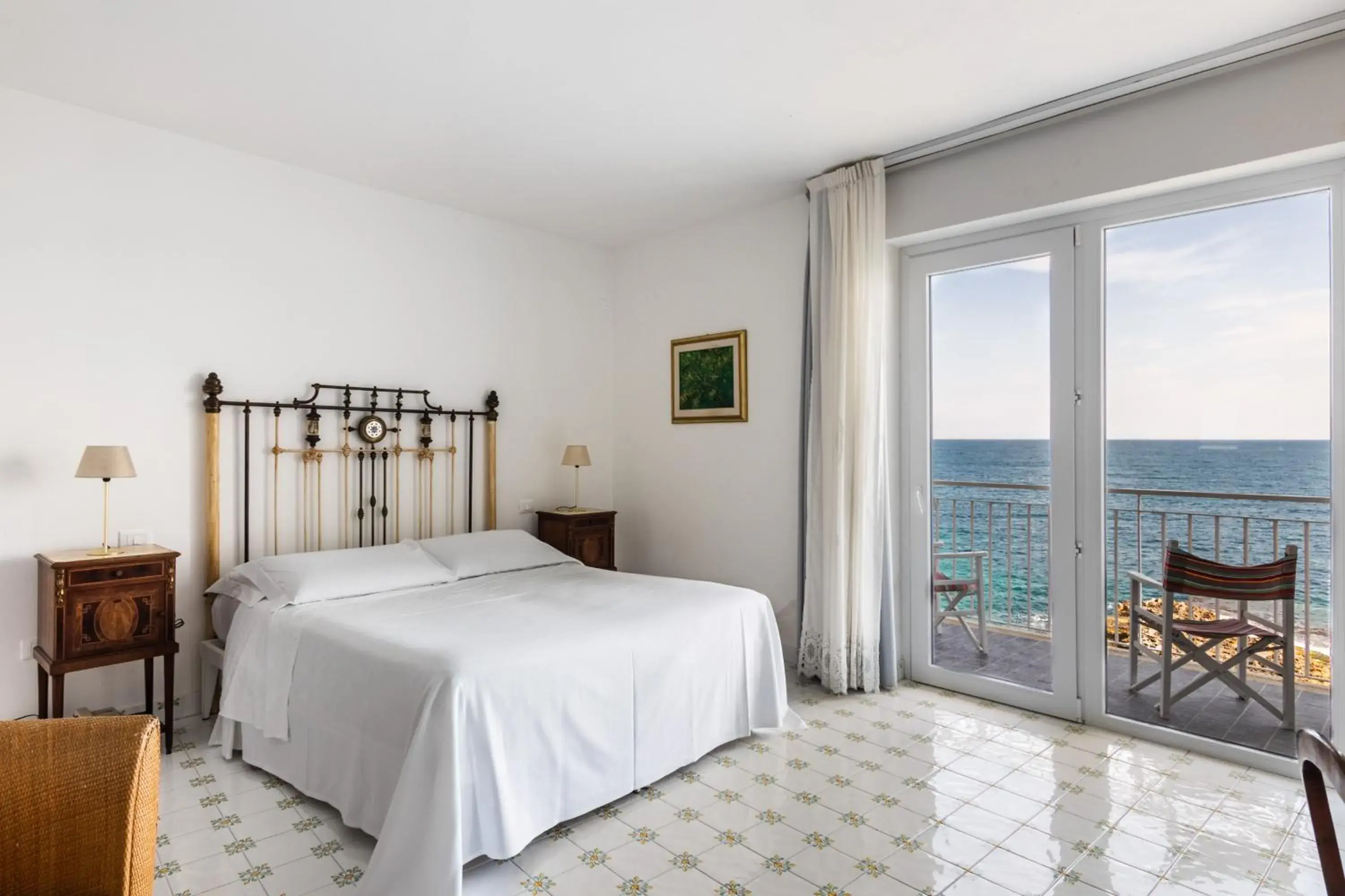 Double Room with Balcony and Sea View in Giuggiulena Double Room with Balcony and Sea View in Giuggiulena