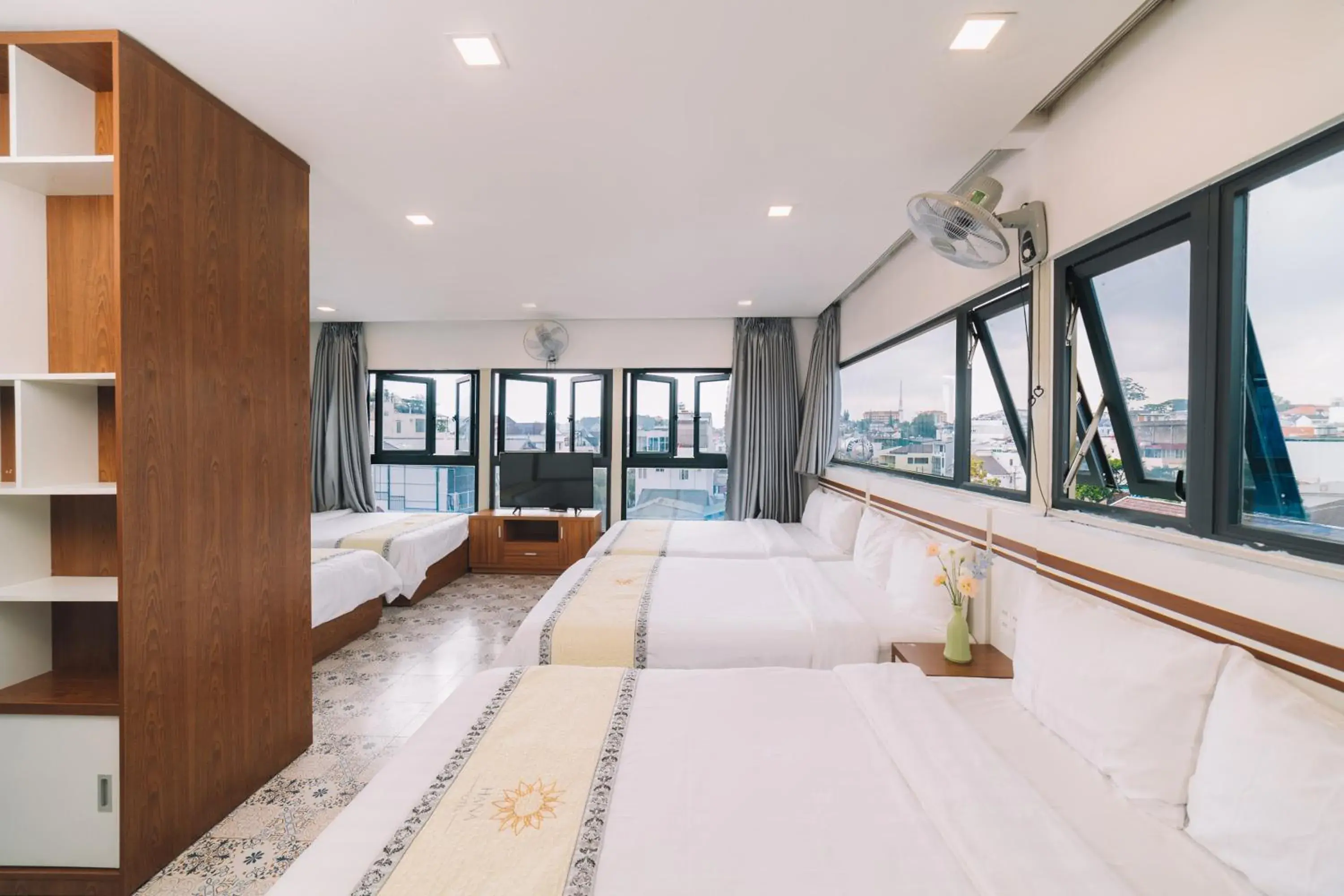 Family Room in Hạ Na Hotel Đà Lạt Family Room in Hạ Na Hotel Đà Lạt