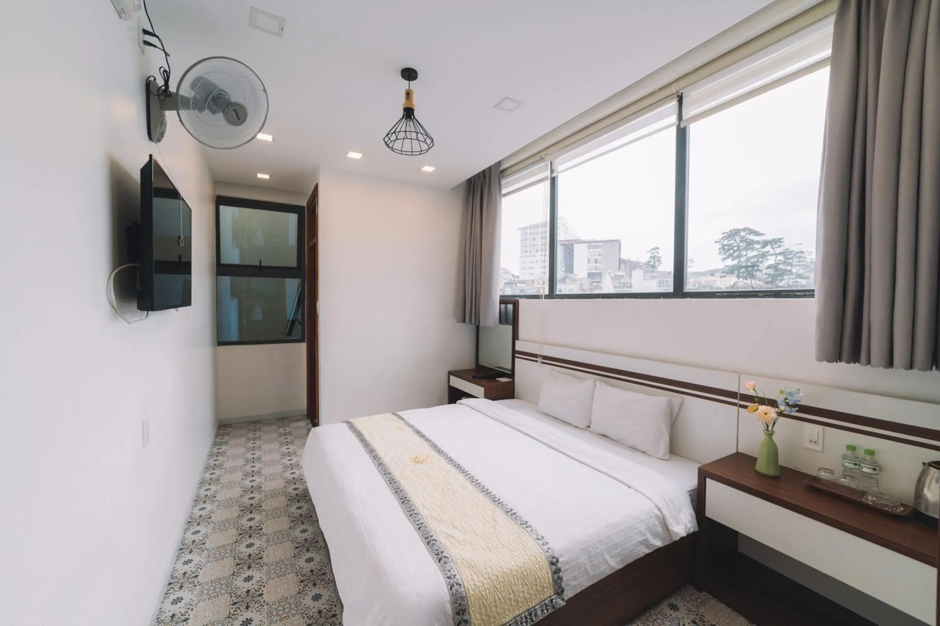 Deluxe Double Room in Hạ Na Hotel Đà Lạt Deluxe Double Room in Hạ Na Hotel Đà Lạt