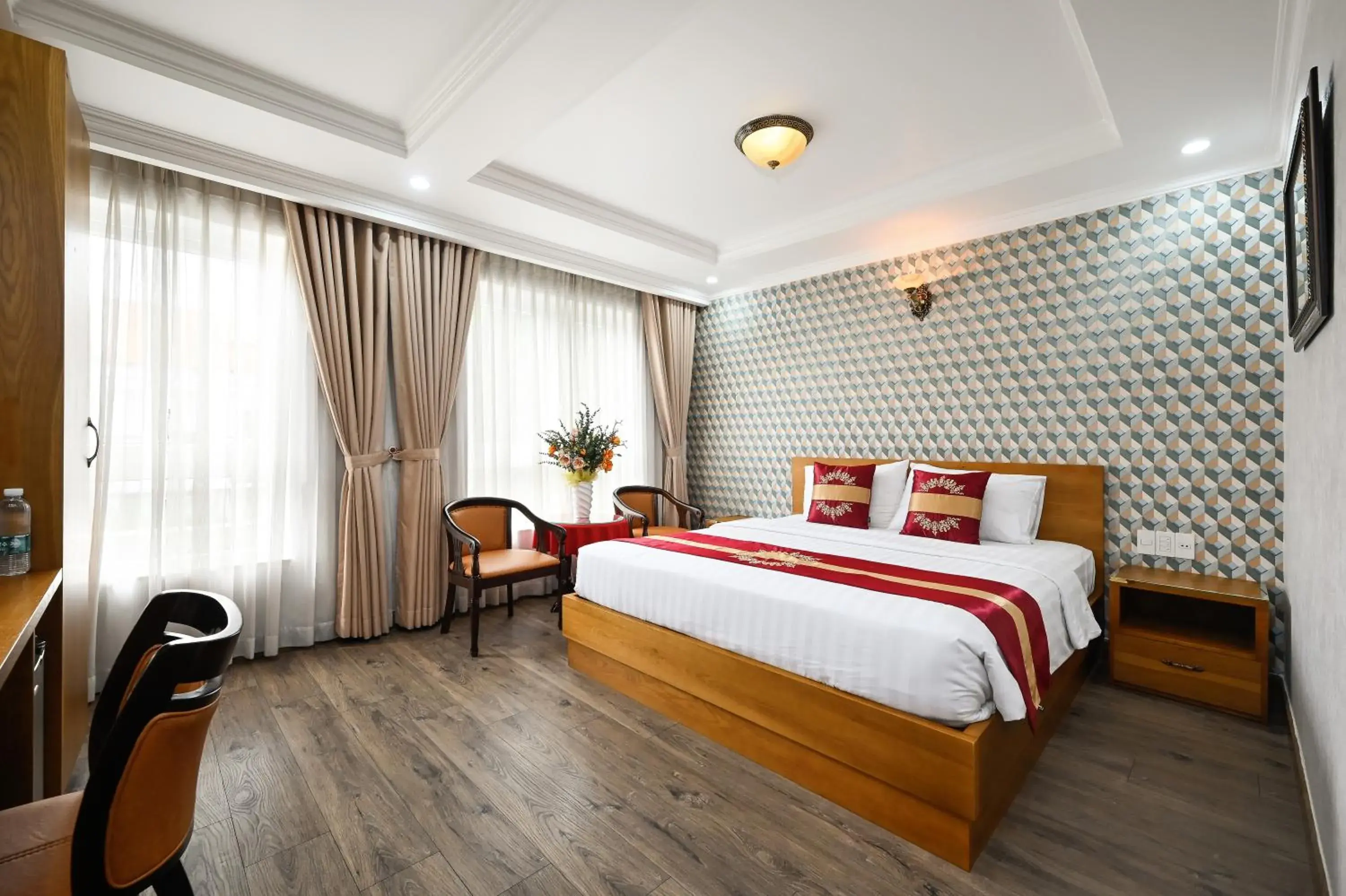 Deluxe Double Room in The River Park Hotel Deluxe Double Room in The River Park Hotel