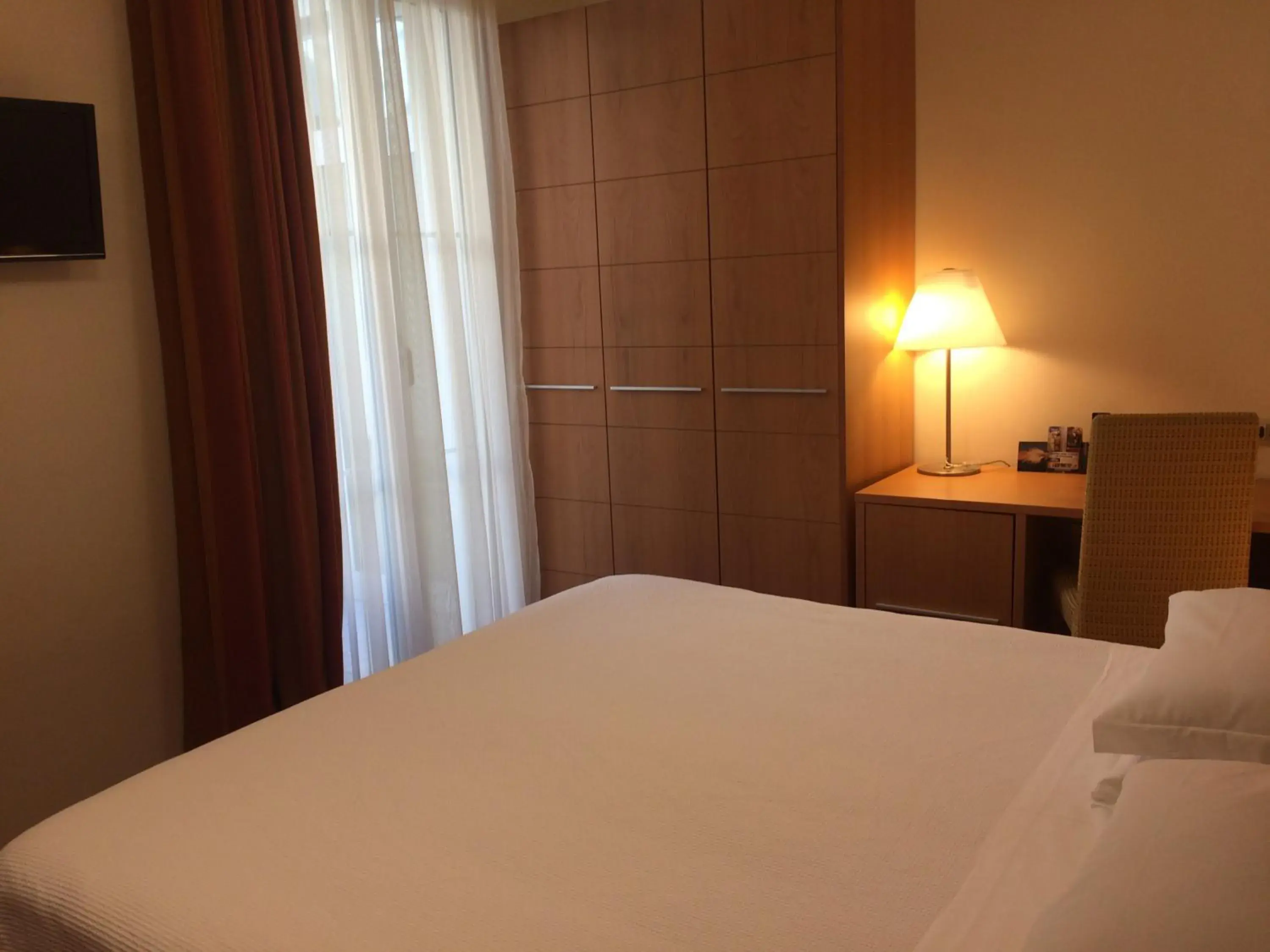 Deluxe Double or Twin Room with Balcony in Accademia Hotel Deluxe Double or Twin Room with Balcony in Accademia Hotel