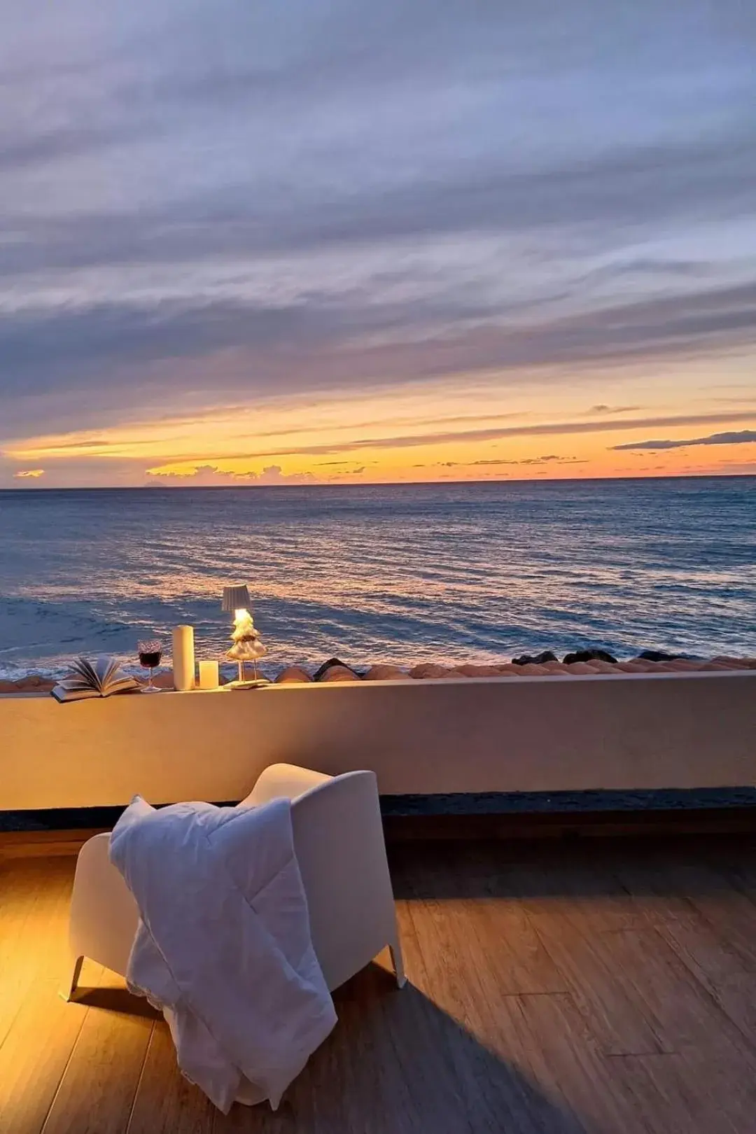 Deluxe Double Room with Sea View in VILLA G&G CALABRIA Deluxe Double Room with Sea View in VILLA G&G CALABRIA