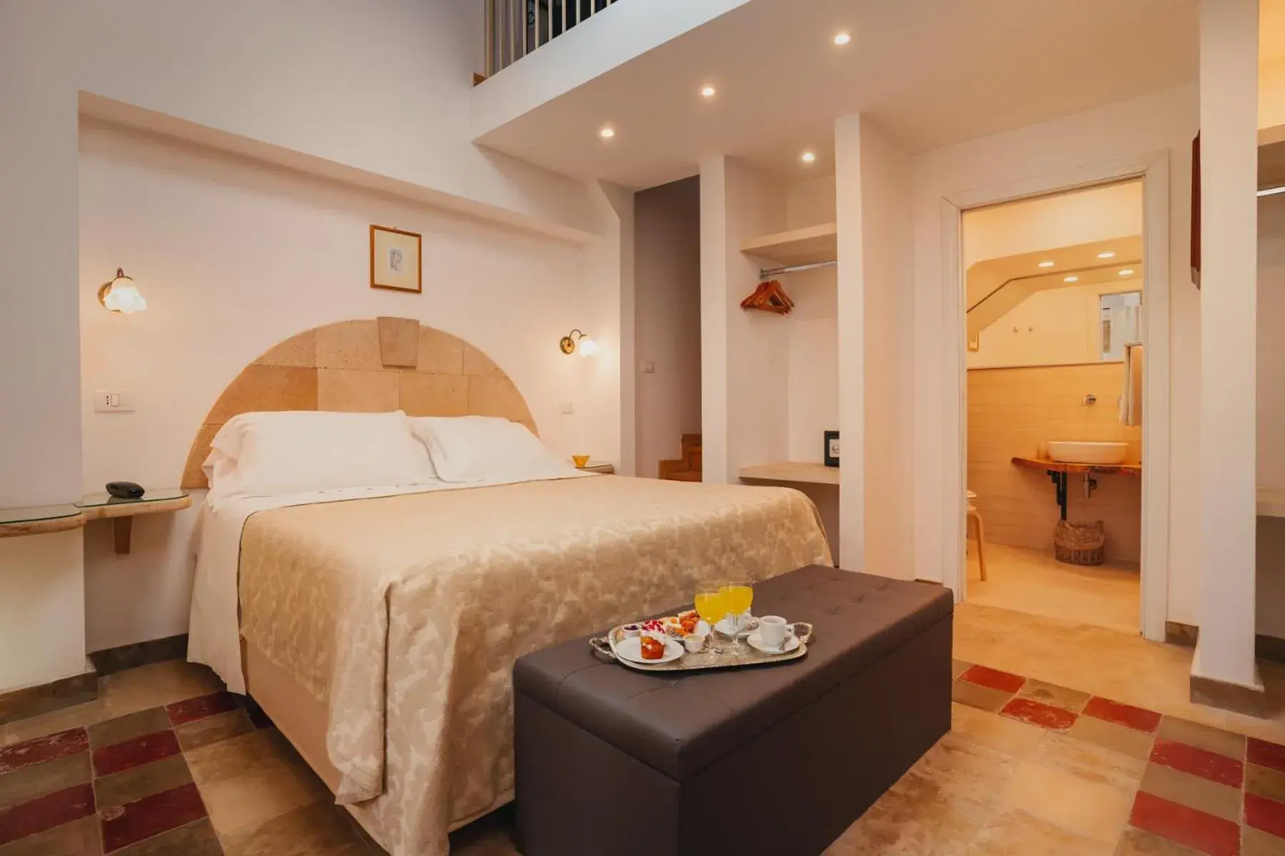 Deluxe Double or Twin Room with Spa Bath in Hotel Villa Giulia Deluxe Double or Twin Room with Spa Bath in Hotel Villa Giulia