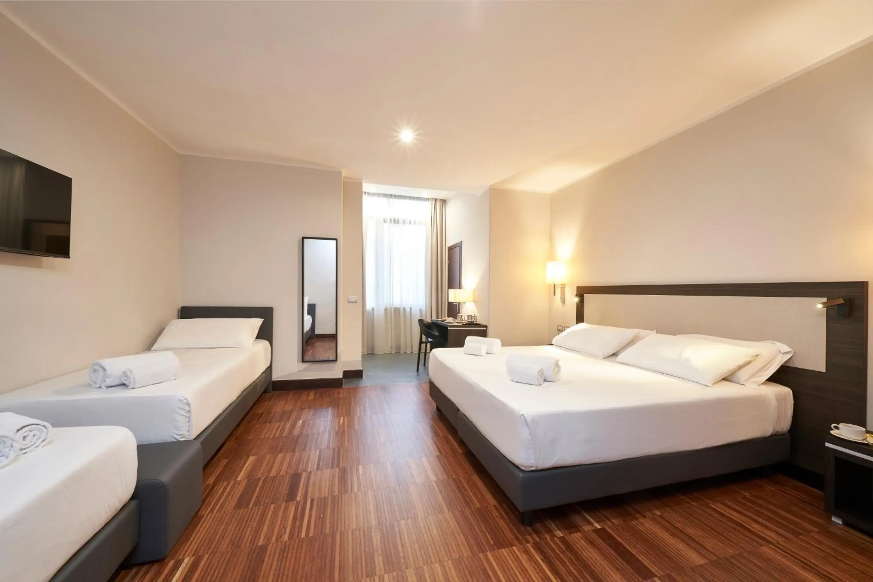 Executive Double or Twin Room in Hotel Leonardo da Vinci Executive Double or Twin Room in Hotel Leonardo da Vinci