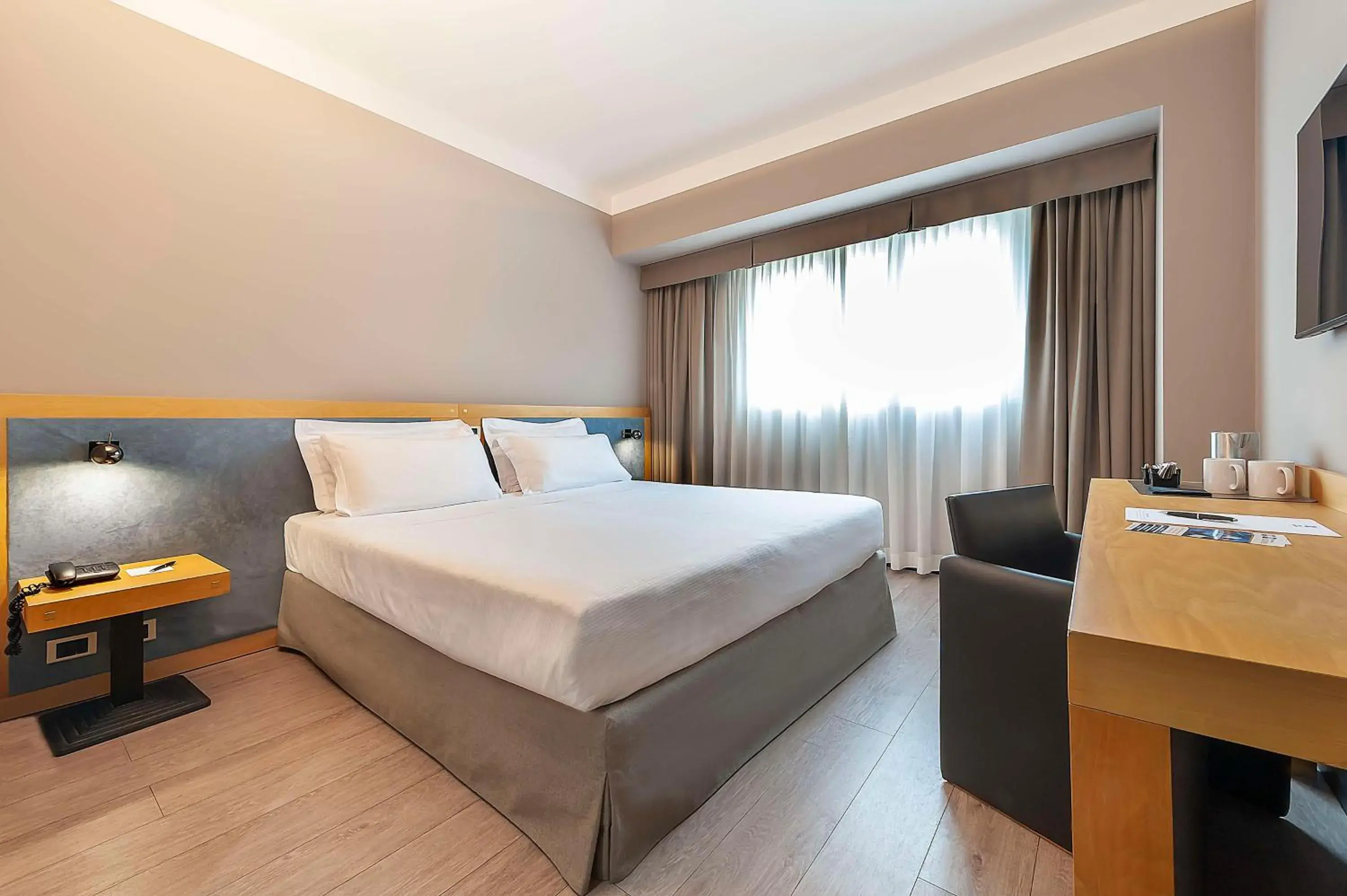 Economy King Room - single occupancy in Best Western Hotel Quattrotorri Economy King Room - single occupancy in Best Western Hotel Quattrotorri