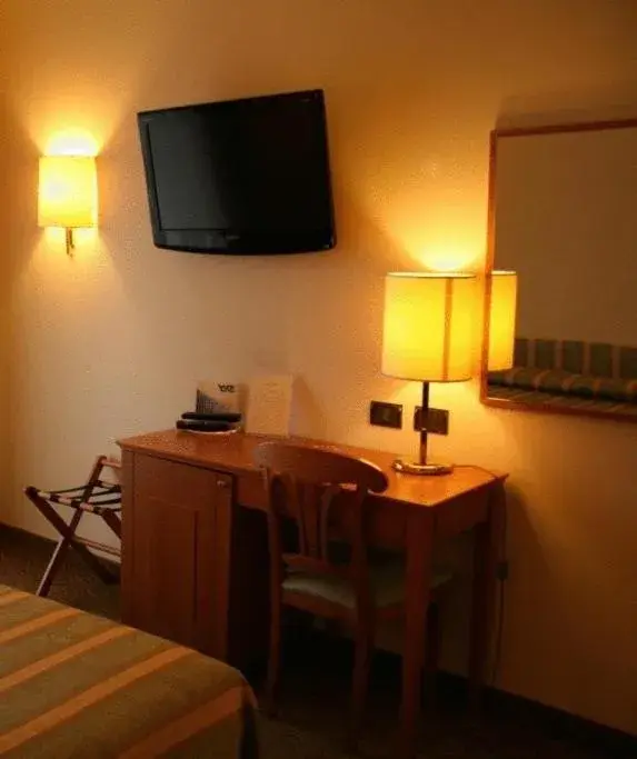 Superior Single Room in Savant Hotel Superior Single Room in Savant Hotel