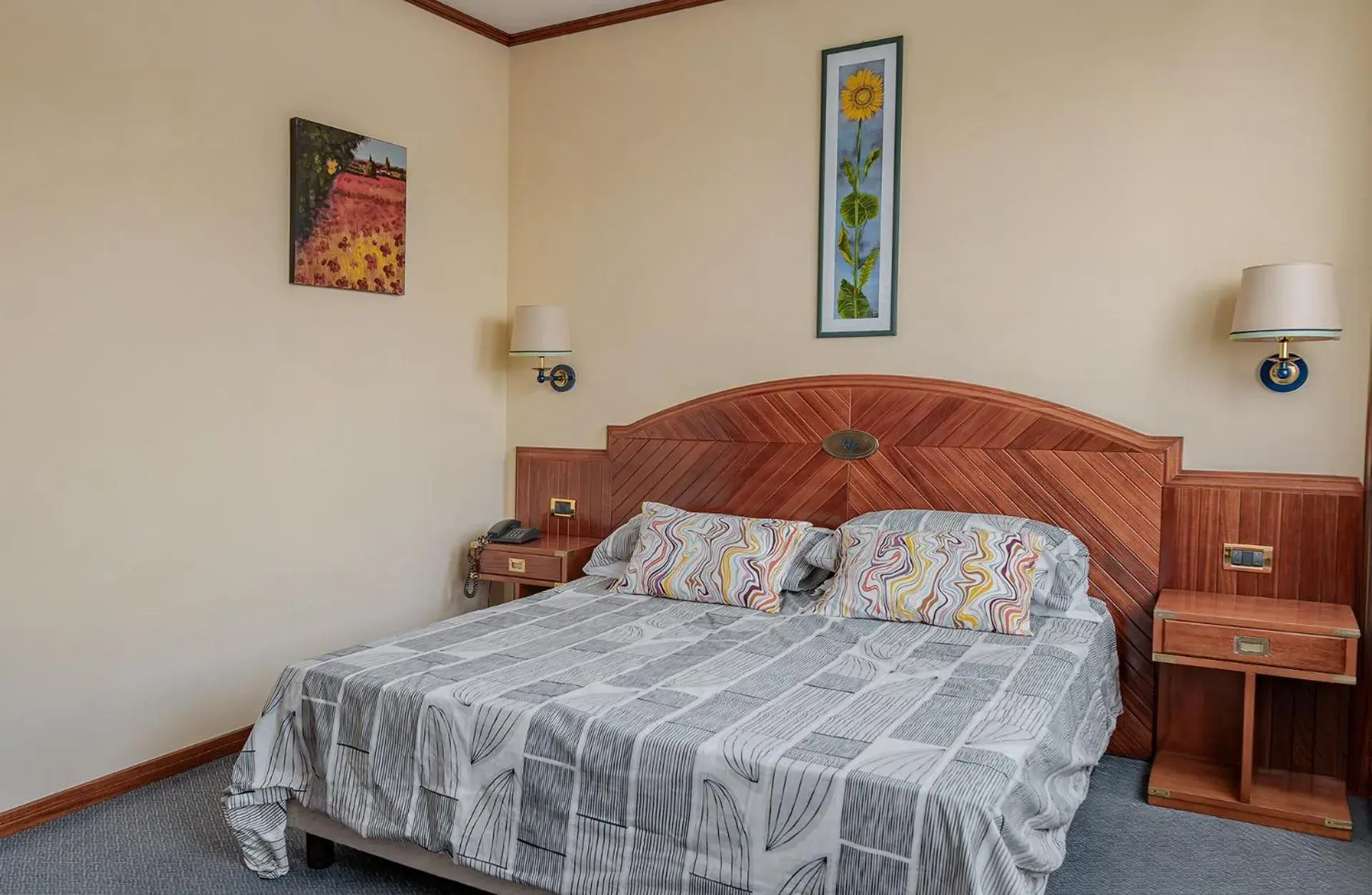 Classic Triple Room in Vintage Hotel Tornese - Business & Events Classic Triple Room in Vintage Hotel Tornese - Business & Events