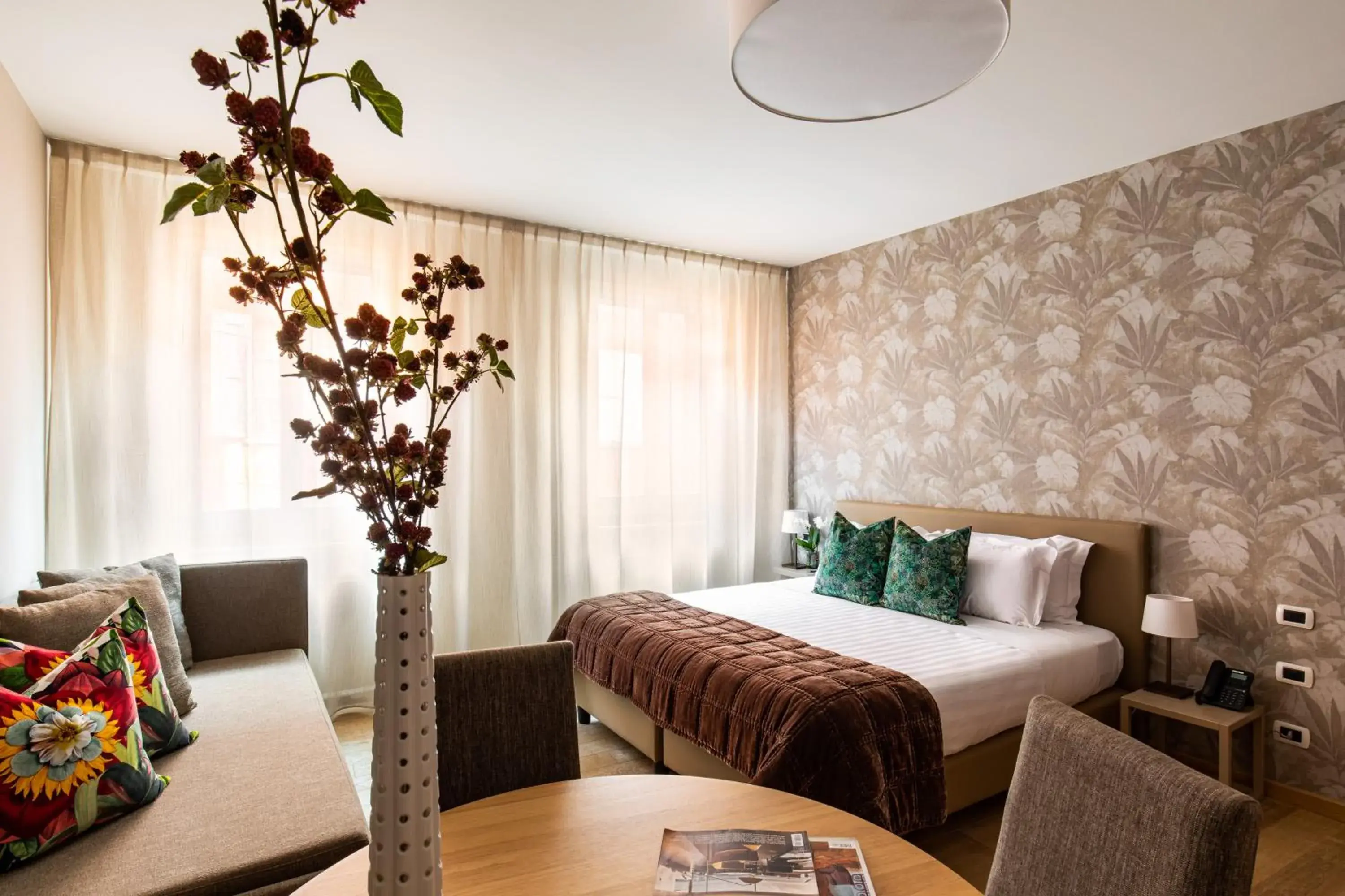 Deluxe Apartment in Hotel Porta San Mamolo Deluxe Apartment in Hotel Porta San Mamolo