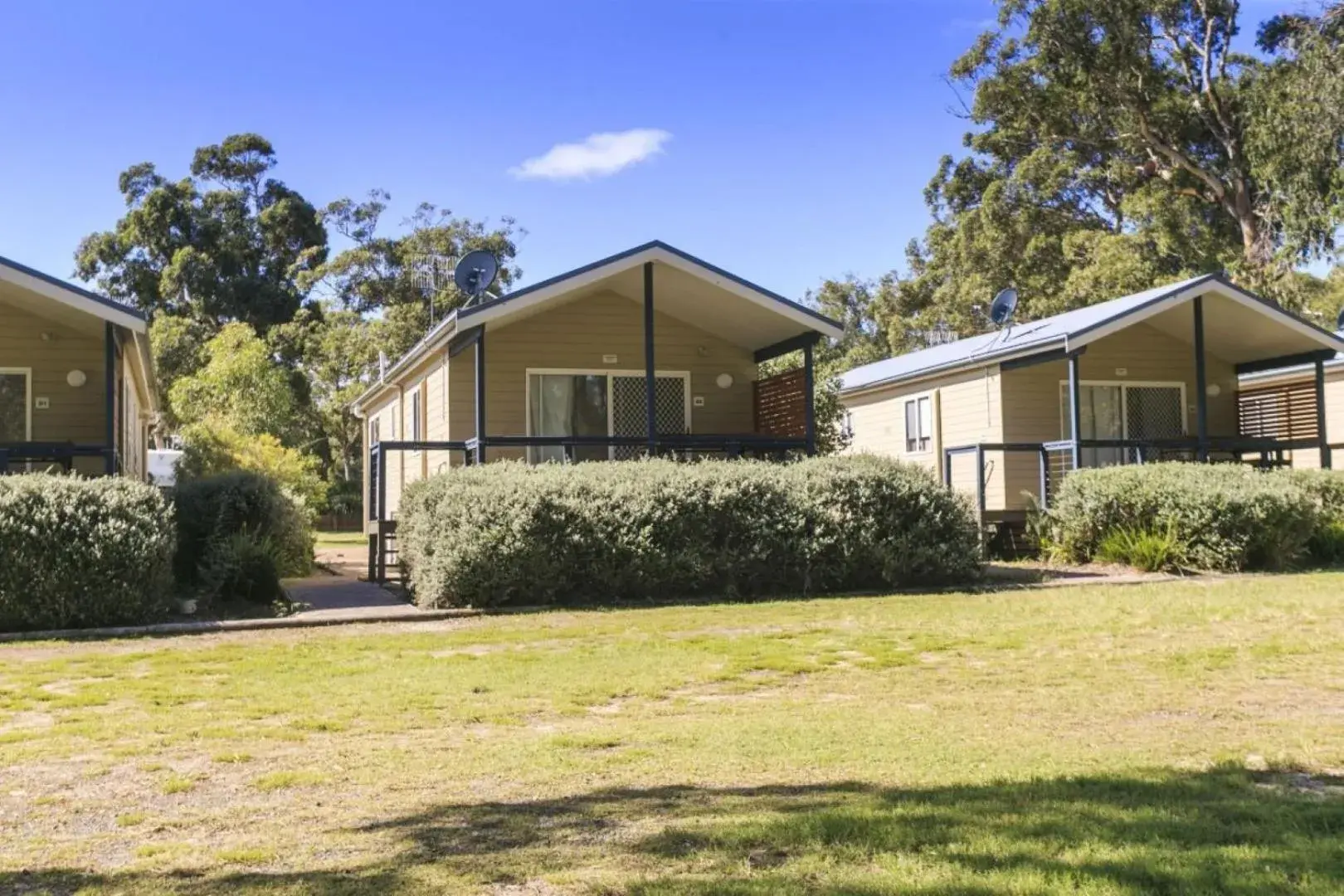 Deluxe Cabin - Sleeps 5 in Reflections Jimmys Beach - Holiday Park Deluxe Cabin - Sleeps 5 in Reflections Jimmys Beach - Holiday Park