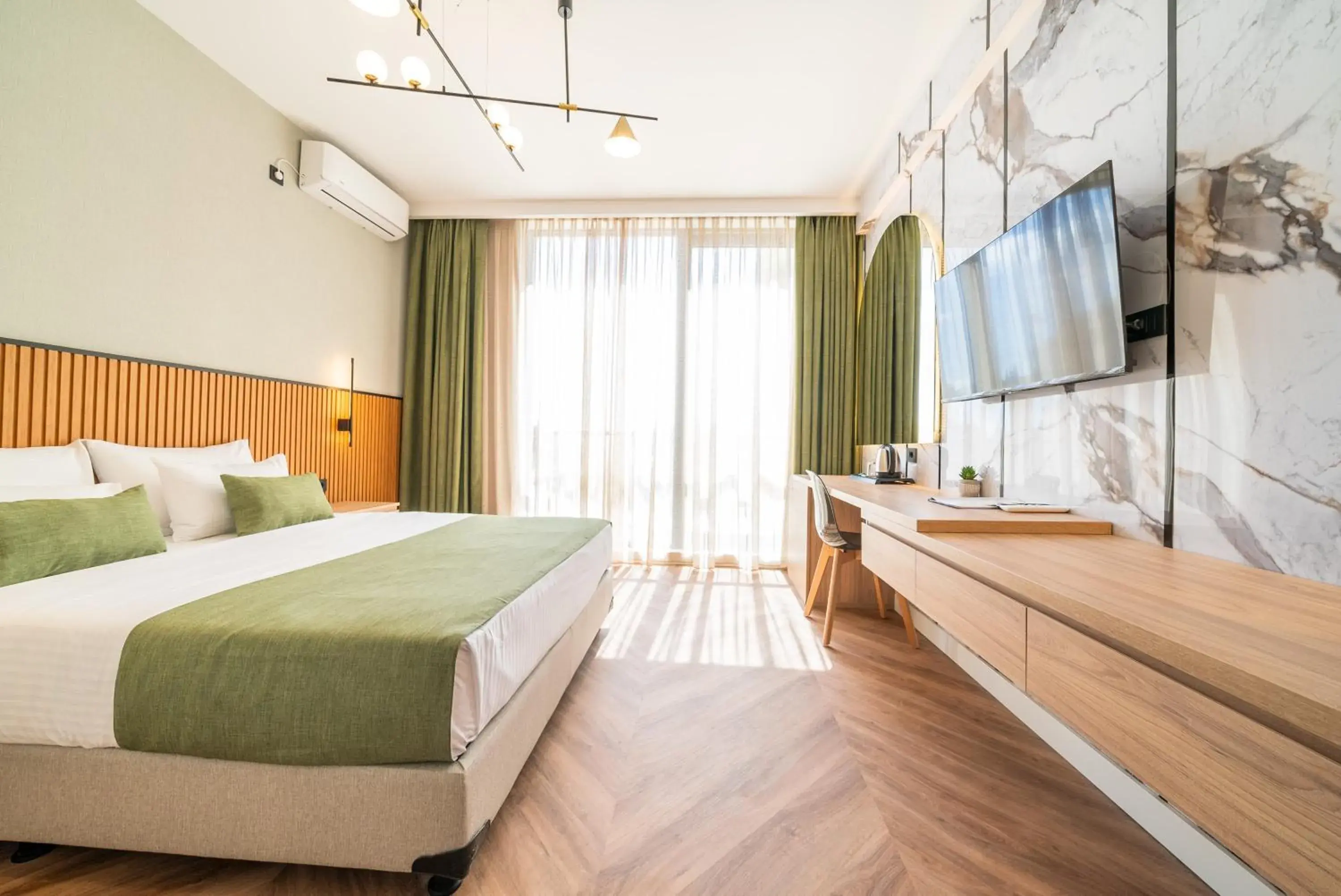 Deluxe Double Room with Sea View in Hotel Millennium by Aycon Deluxe Double Room with Sea View in Hotel Millennium by Aycon