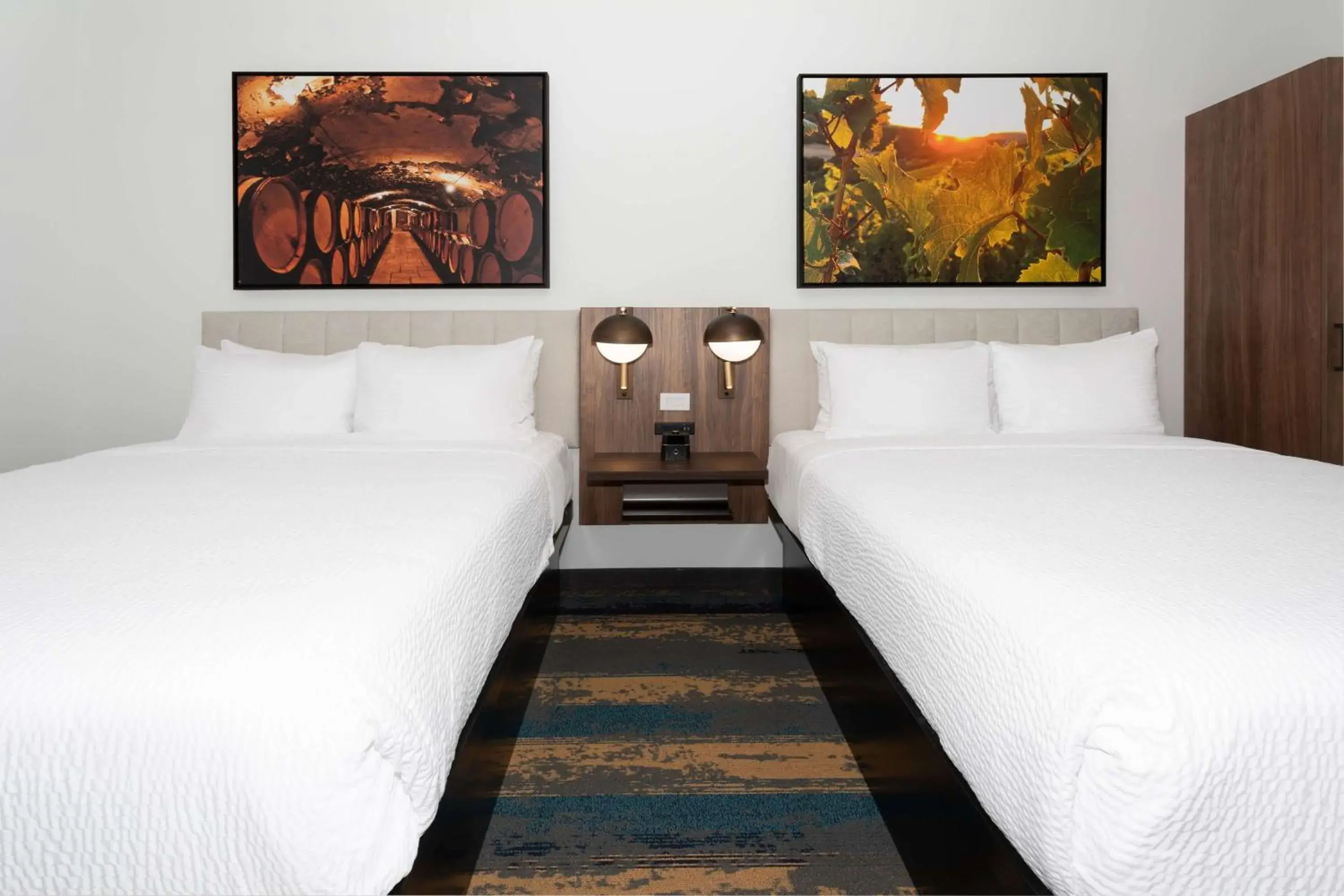 Queen Room with Two Queen Beds - Non-Smoking in La Quinta Inn & Suites by Wyndham Galt Lodi North Queen Room with Two Queen Beds - Non-Smoking in La Quinta Inn & Suites by Wyndham Galt Lodi North