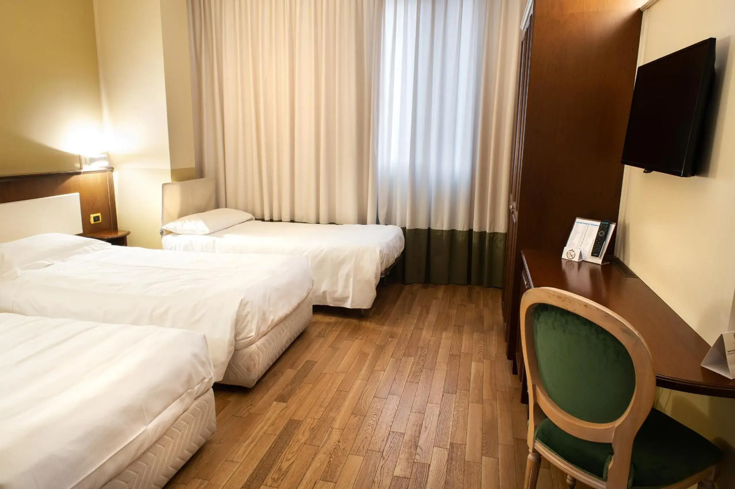 Triple Room in Hotel Alga Triple Room in Hotel Alga