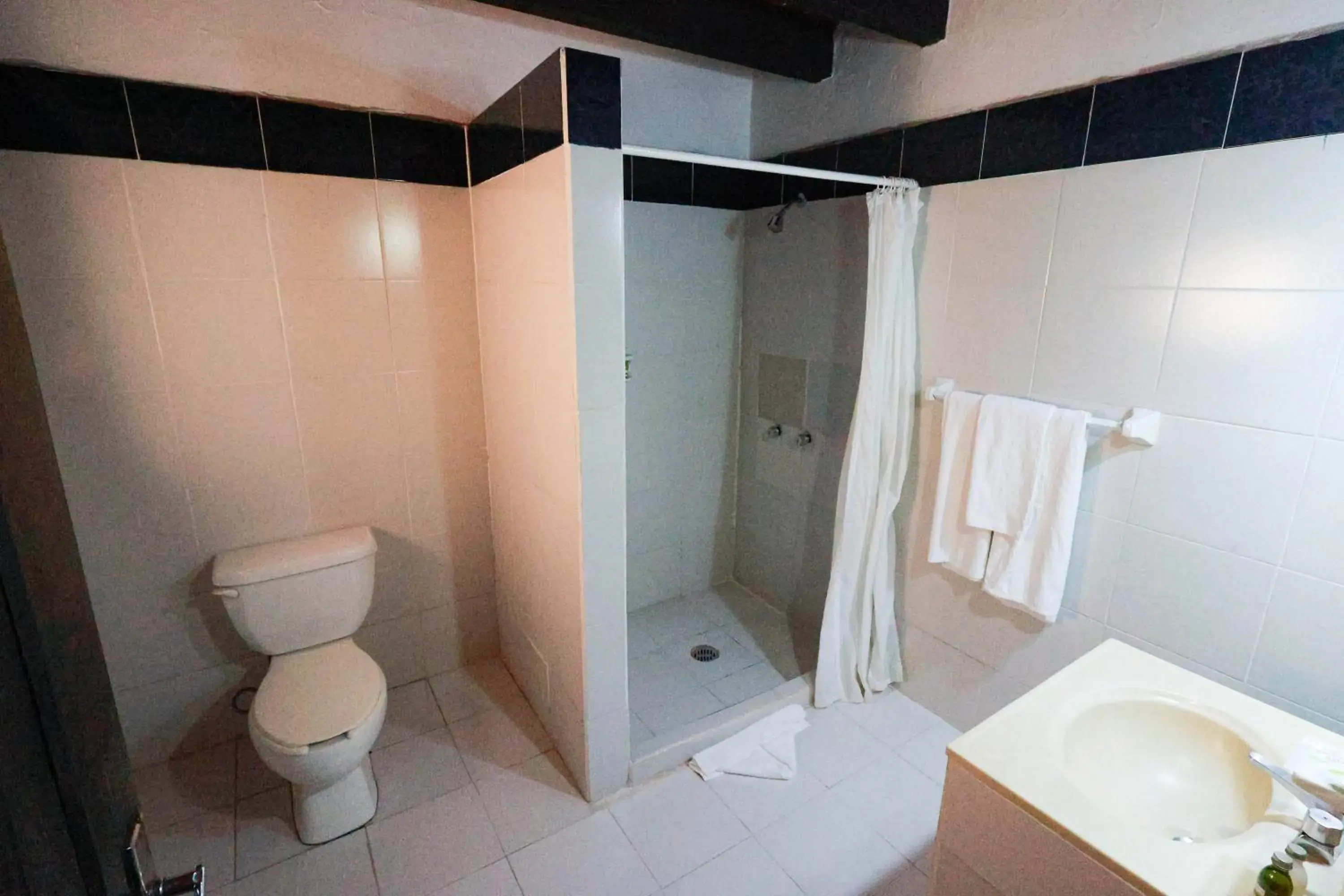 Queen Room in Hotel Hacienda San Miguel Regla Queen Room in Hotel Hacienda San Miguel Regla