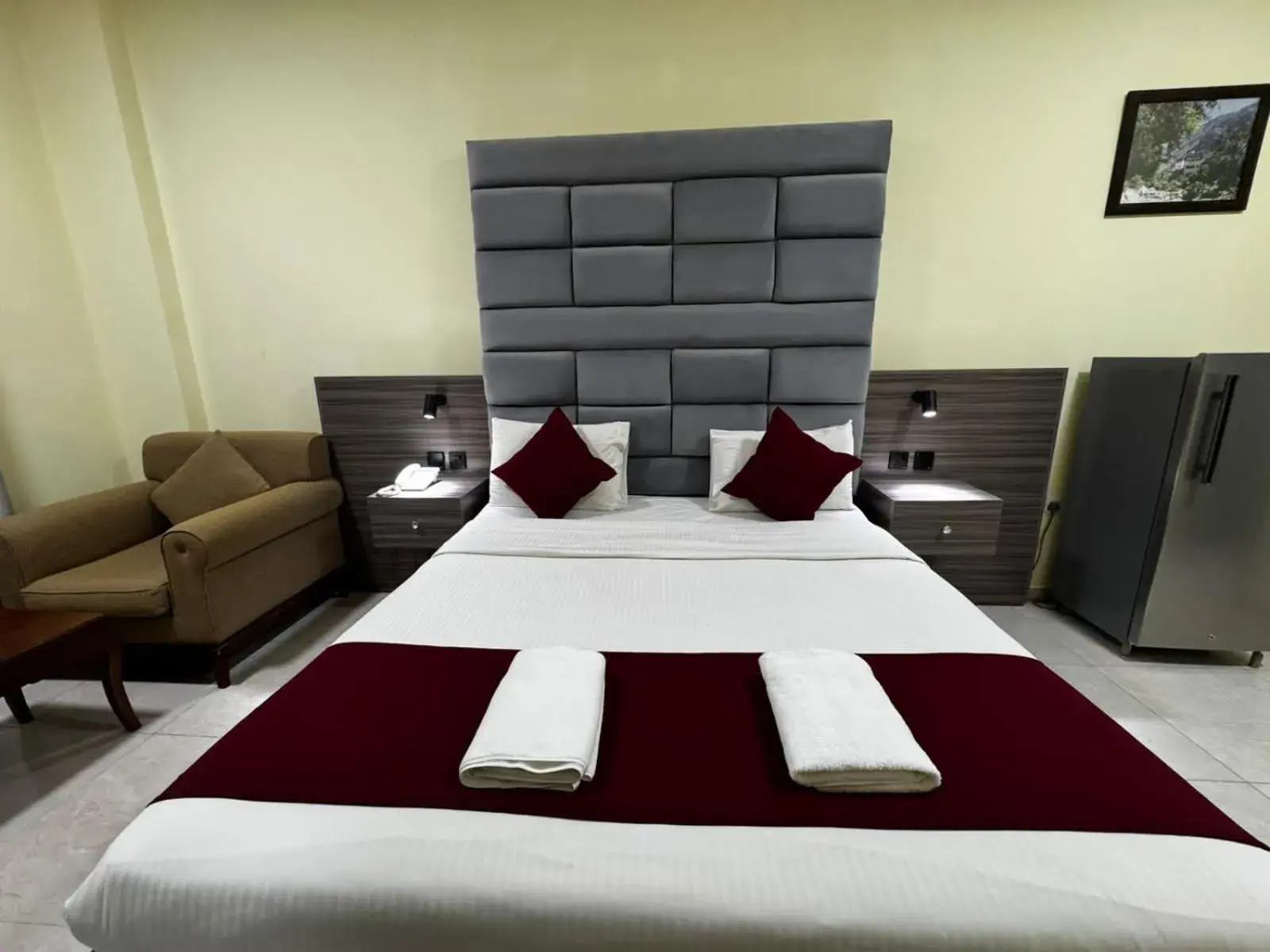 Standard Double Room in ROYAL HOTEL Standard Double Room in ROYAL HOTEL