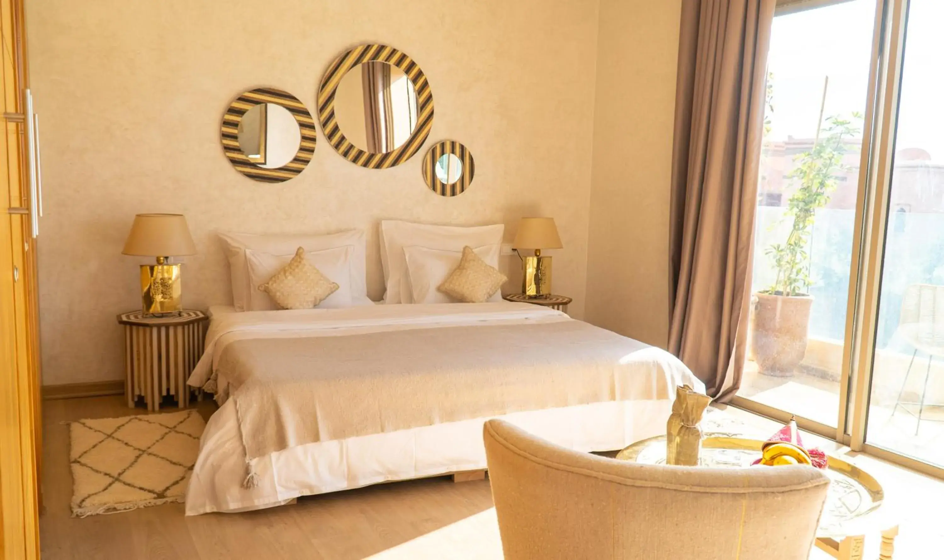 Suite with Pool View - single occupancy in Riad villa saphir & SPA Suite with Pool View - single occupancy in Riad villa saphir & SPA